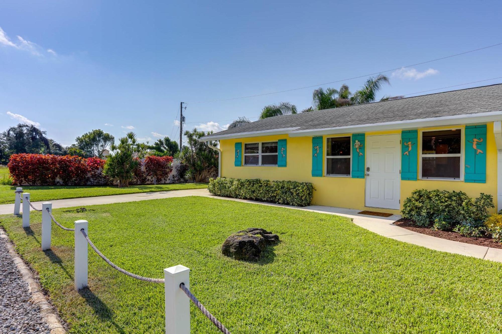Holiday home Coastal Townhome With Patio About 2 Mi To Beach! North Palm Beach