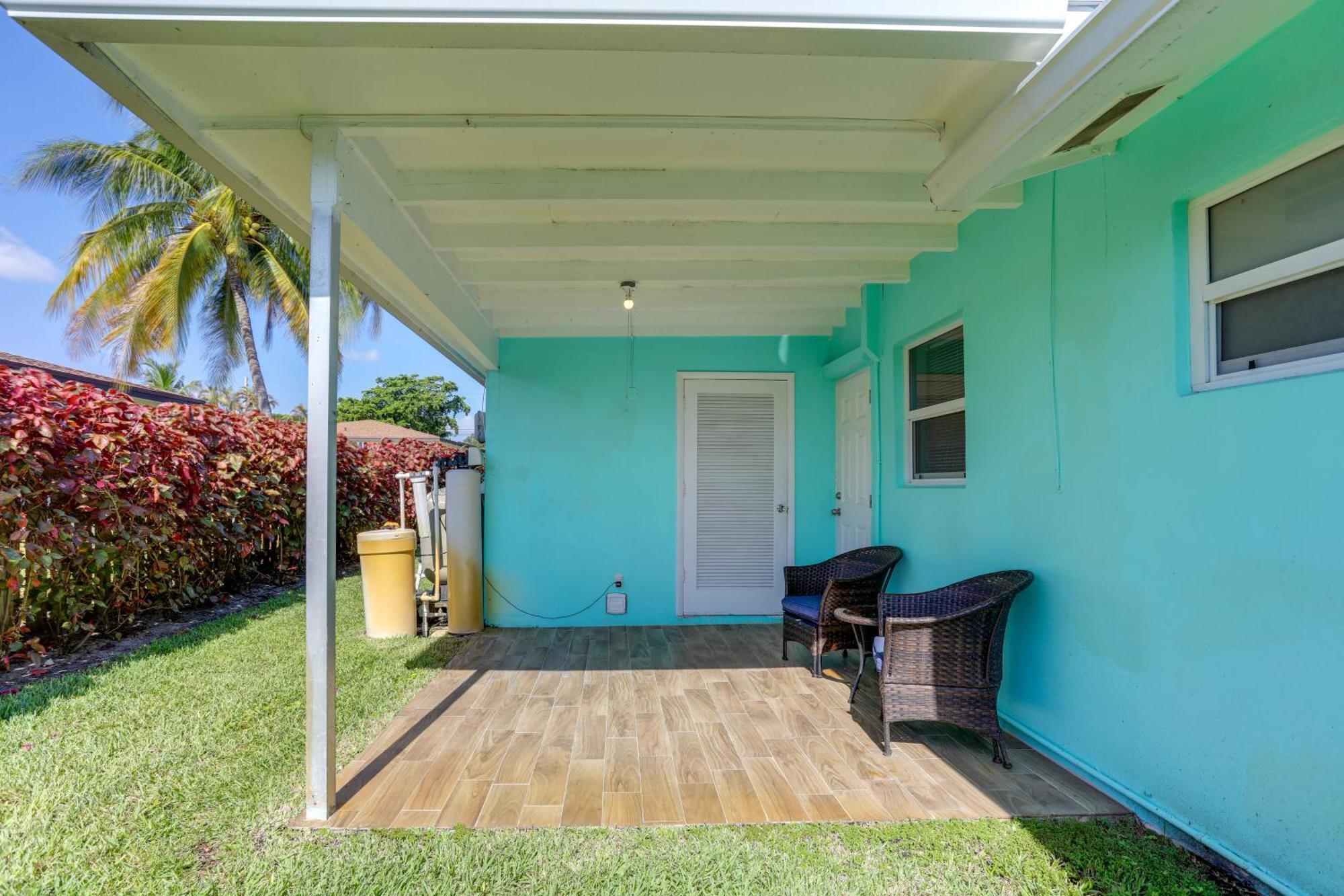 Palm Townhome 4 Mi To Juno Park! North Palm Beach