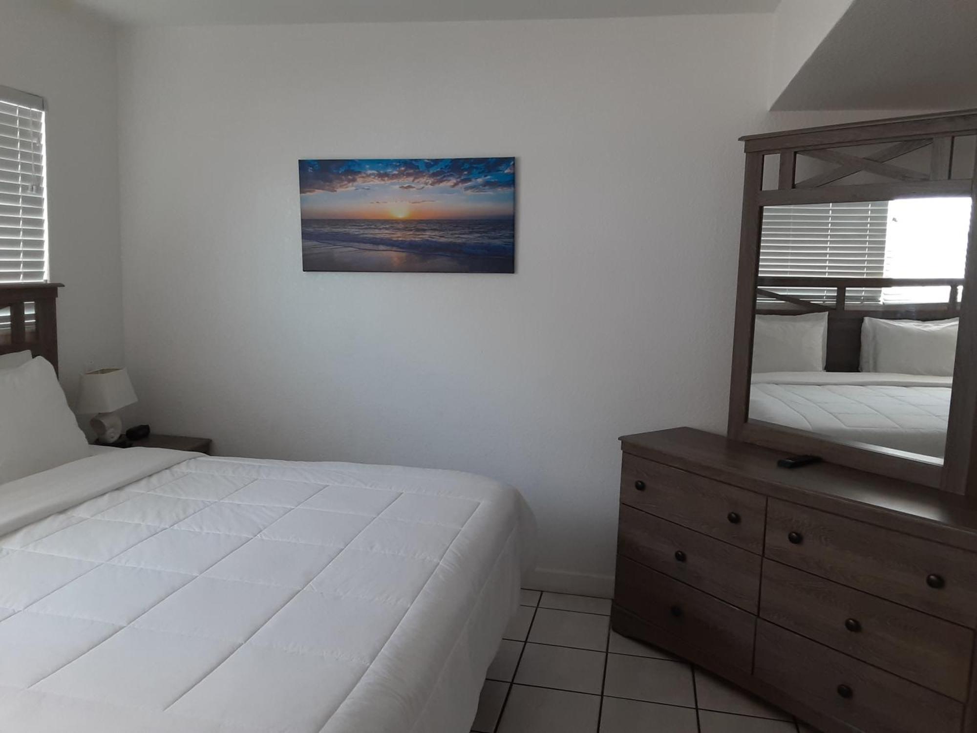 Resort Sandalwood North Redington Beach