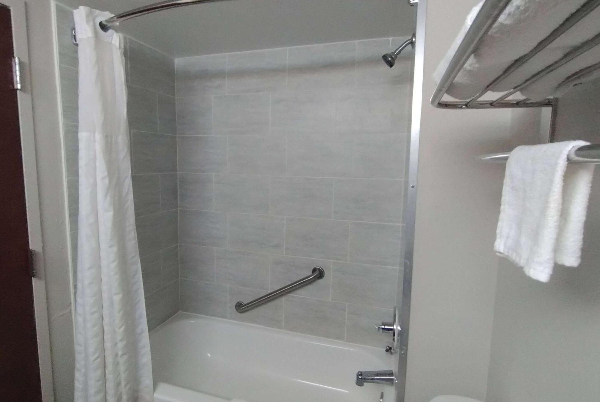 Super 8 By Wyndham Near Lauderdale Arpt Hotel Dania Beach
