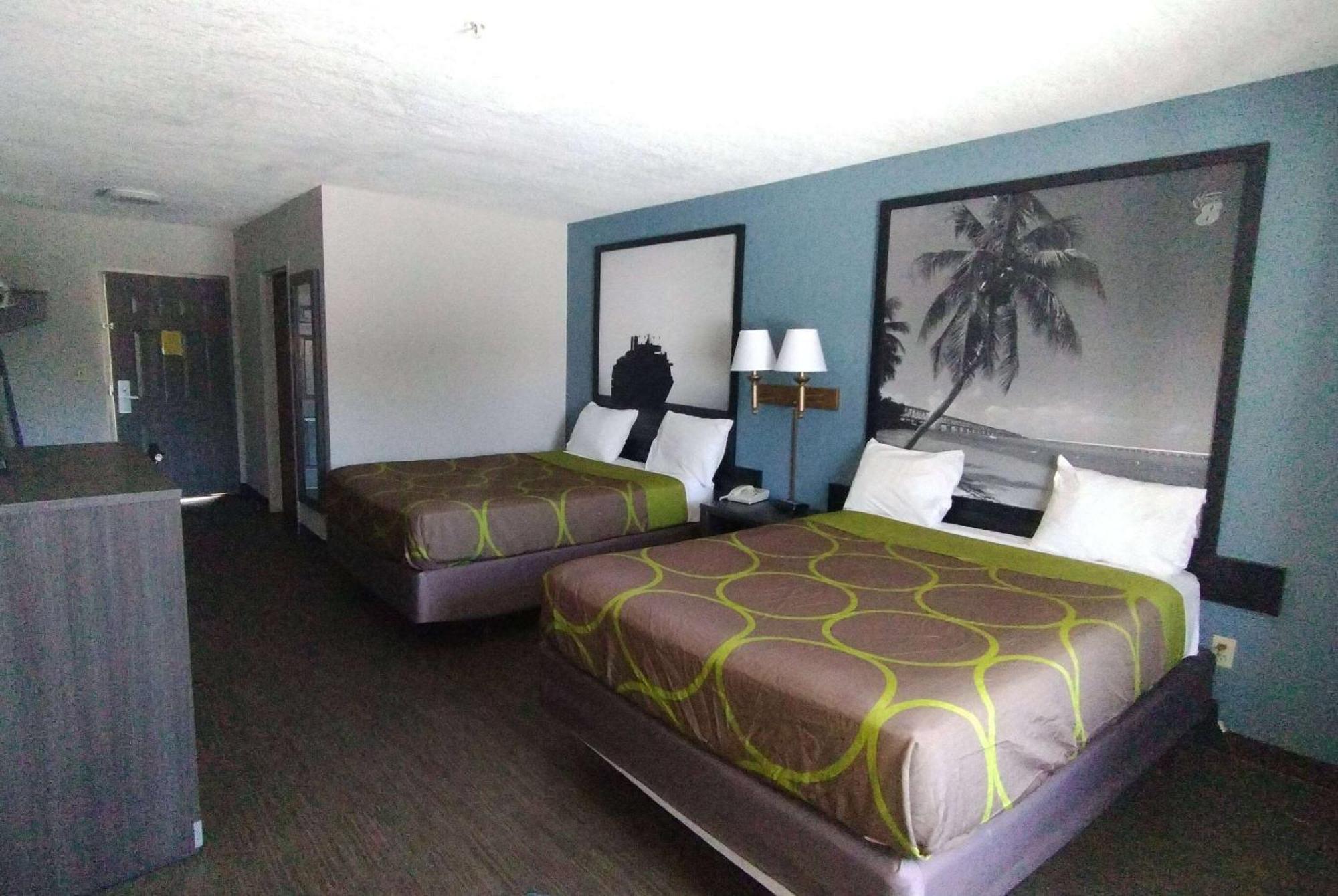 Super 8 By Wyndham Near Lauderdale Arpt Hotel Dania Beach