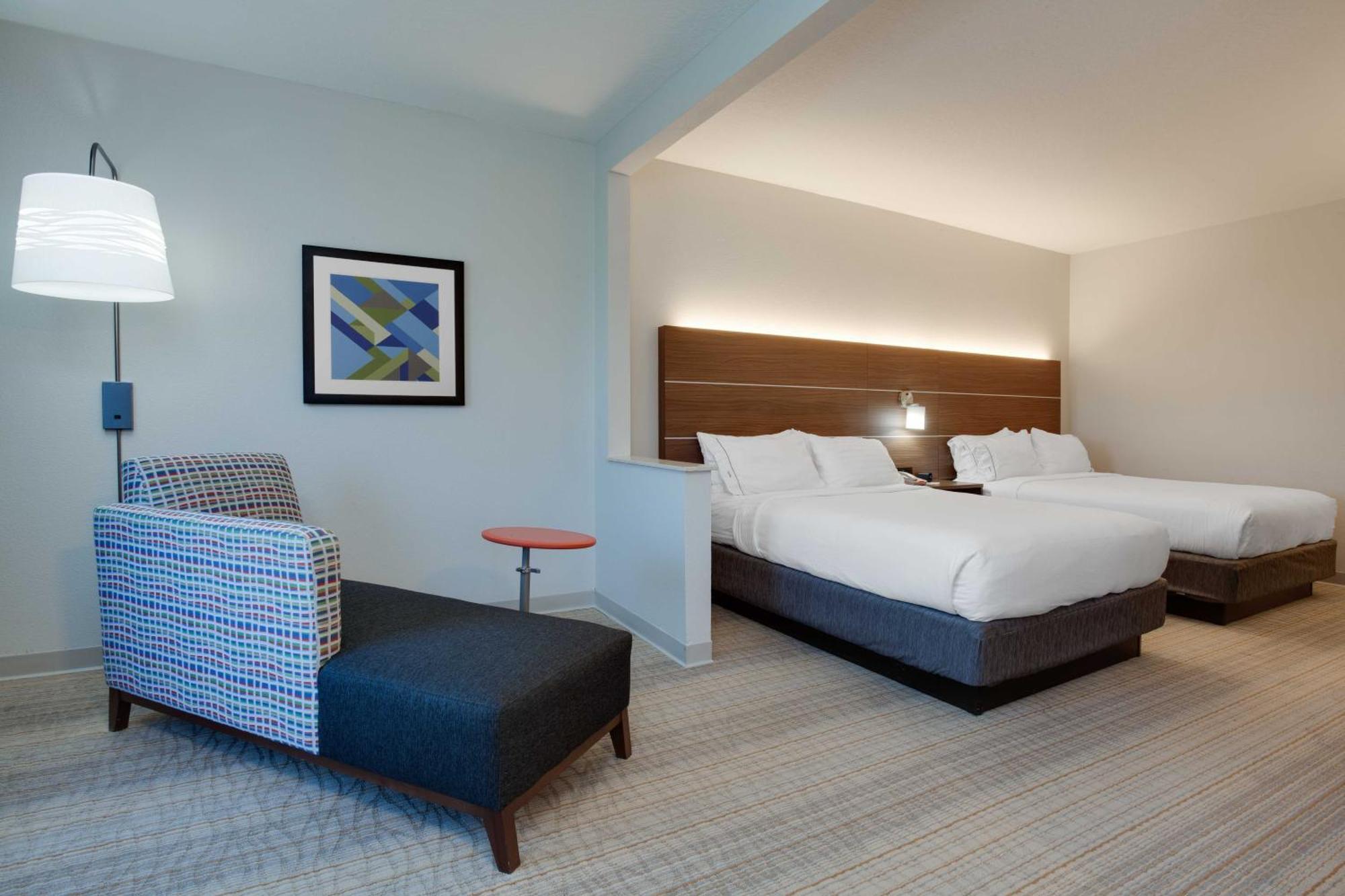 Express & International Airport By Ihg