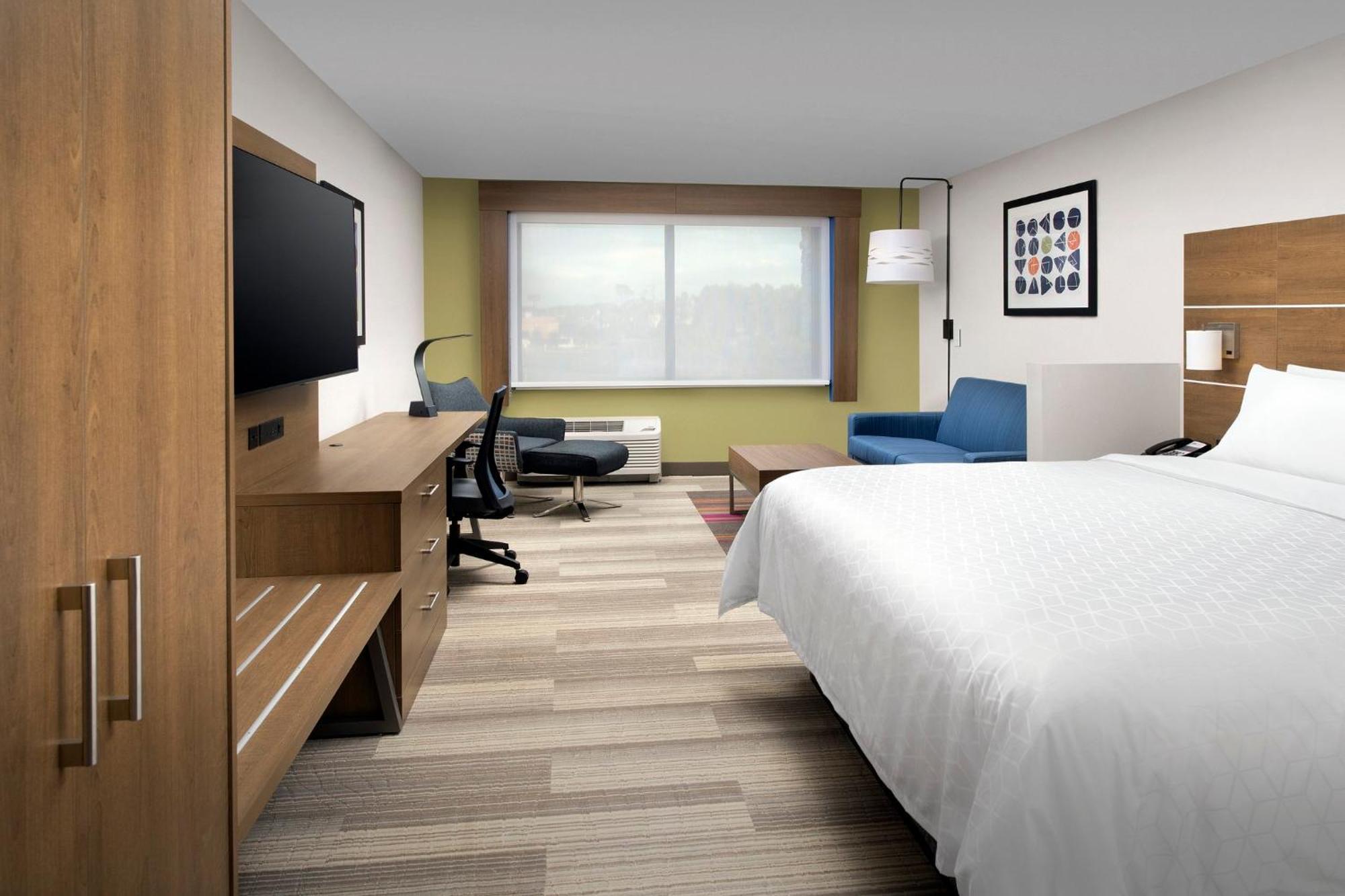Hotel Express Downtown By Ihg 3*