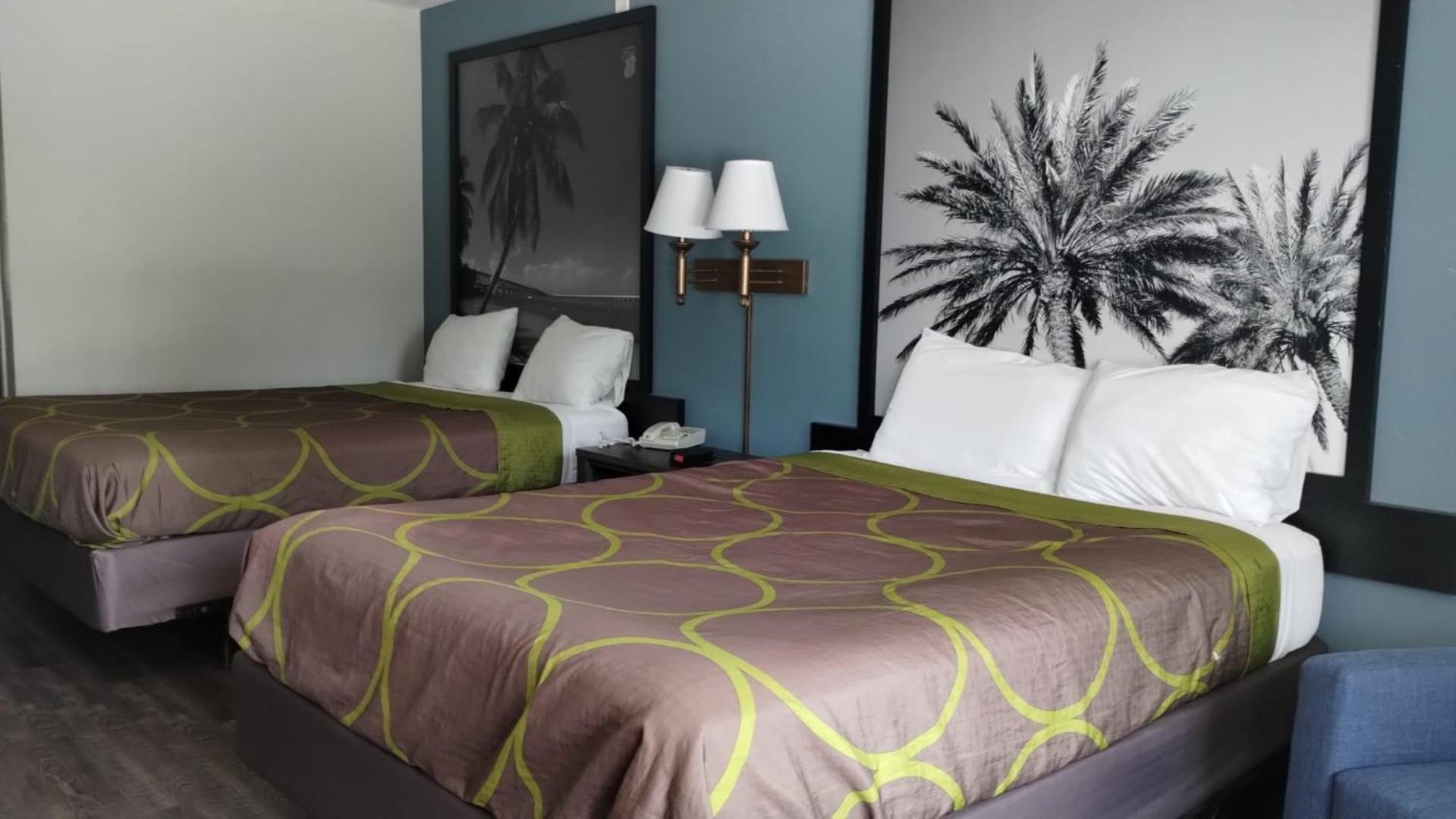 Super 8 By Wyndham Near Lauderdale Arpt Dania Beach