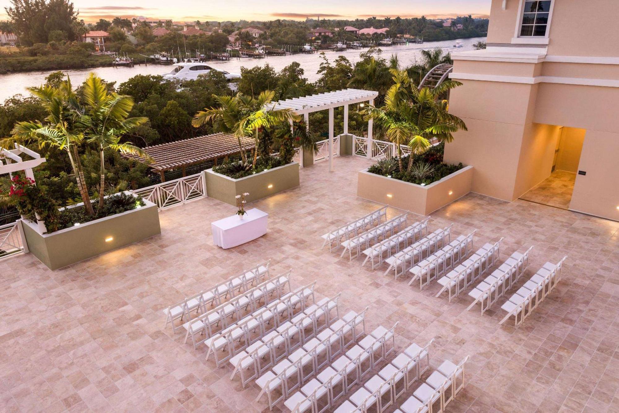 Hotel Wyndham Grand At Harbourside Place