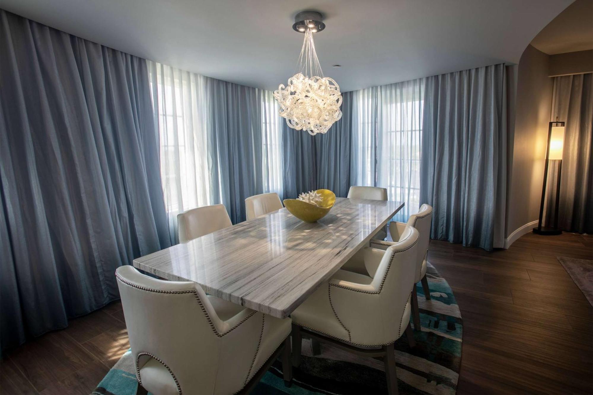 Hotel Wyndham Grand At Harbourside Place