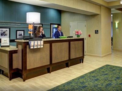 Hampton And Coconut Creek Hotel 3*