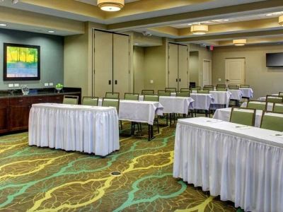 Hampton And Coconut Creek Hotel