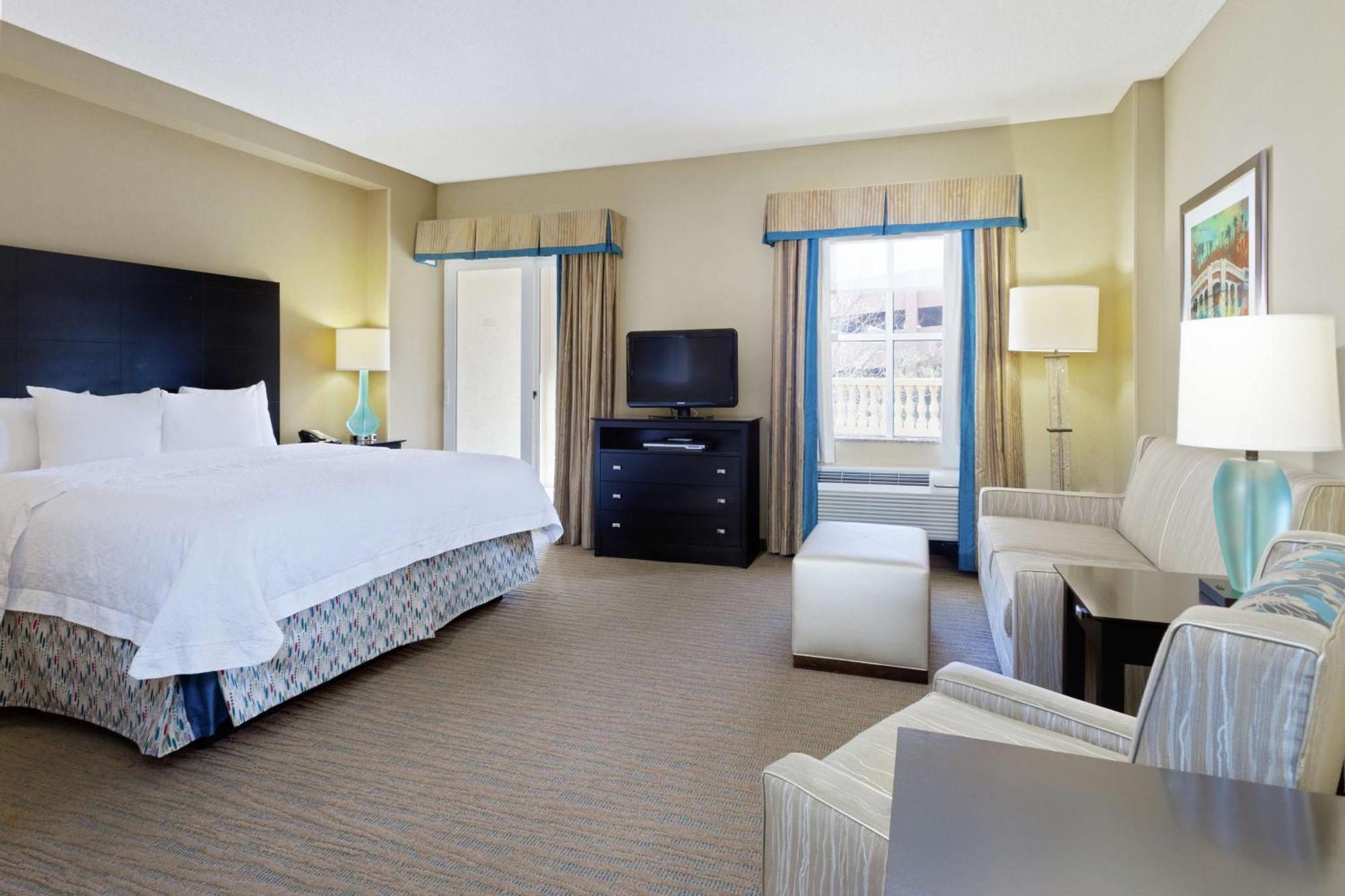 Hampton & St. Petersburg/downtown Hotel