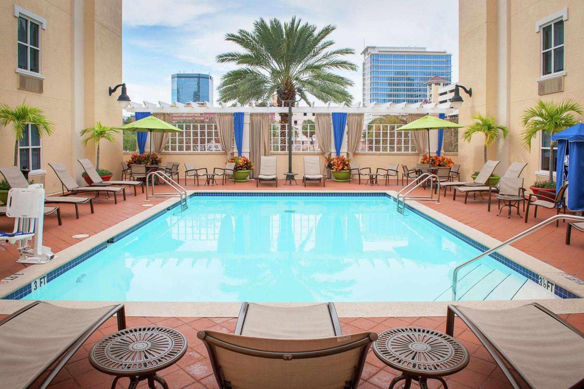 Hampton & St. Petersburg/downtown Hotel St. Petersburg