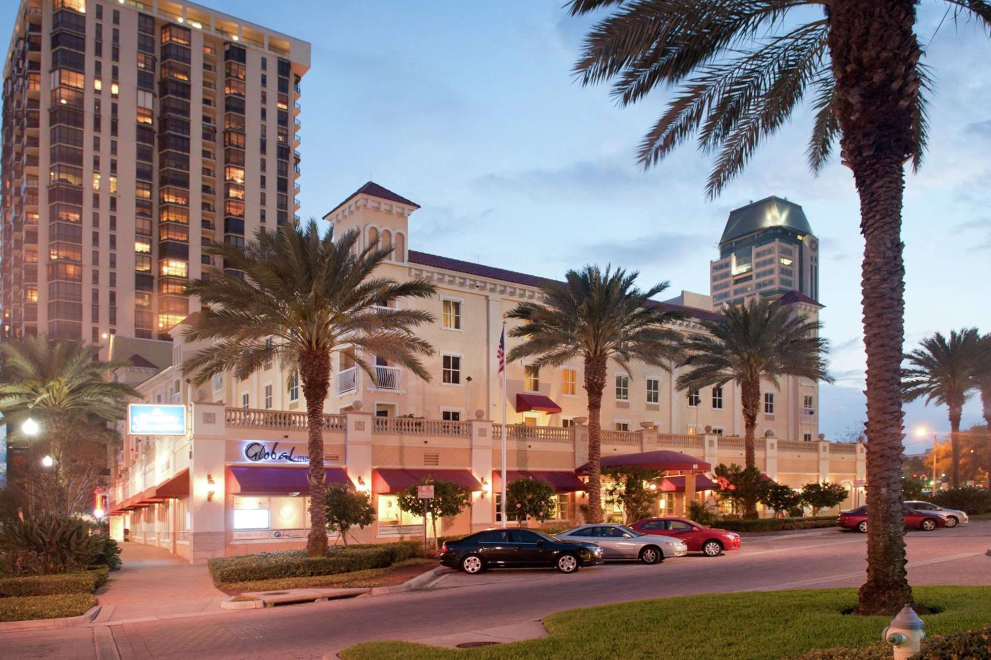 Hampton & St. Petersburg/downtown 3*