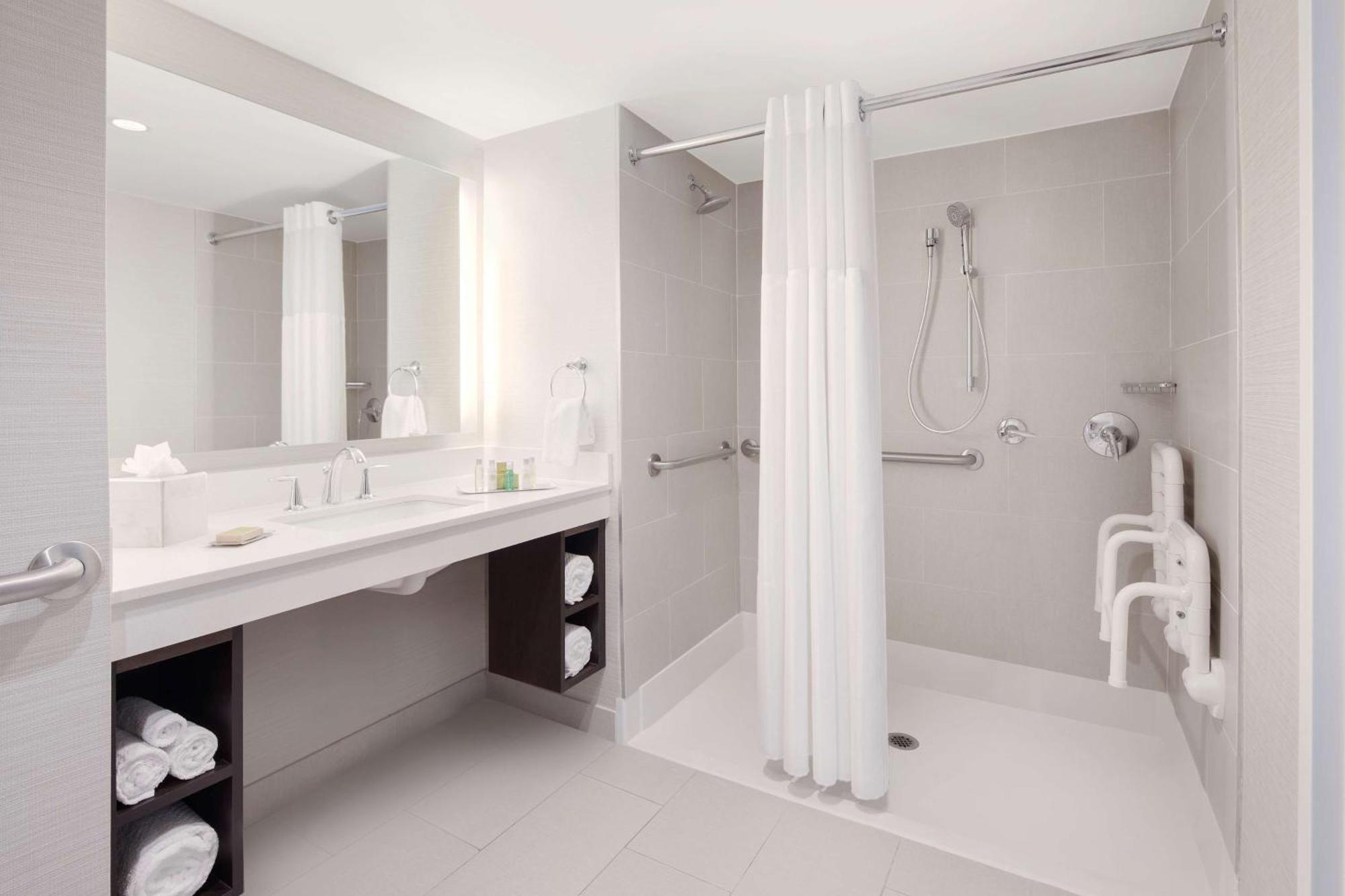 Doubletree By Hilton Deerfield Boca Raton