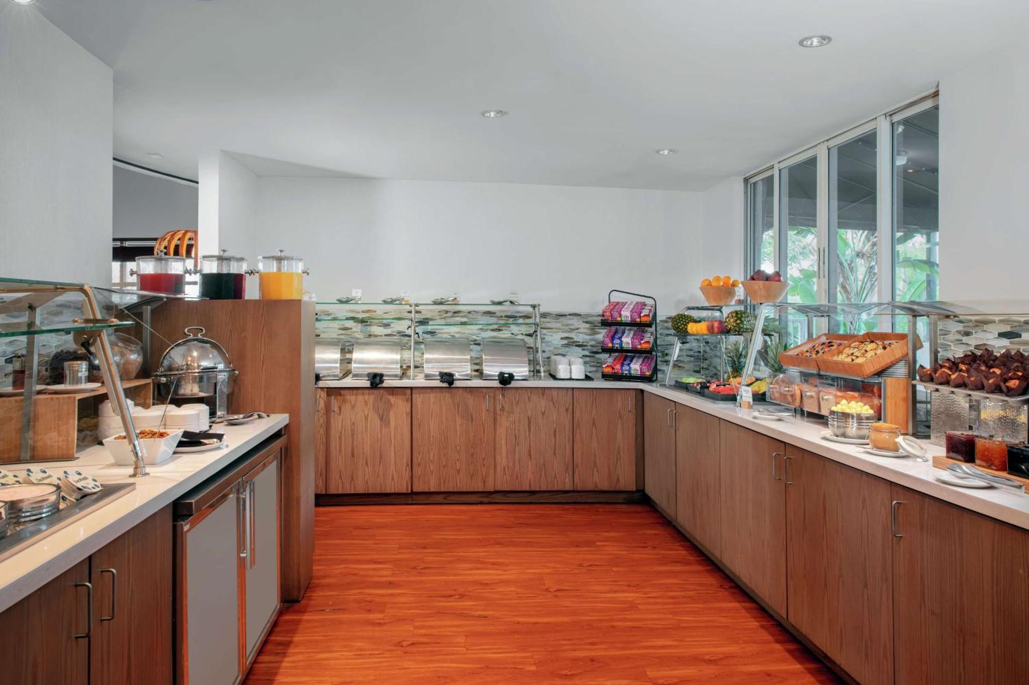 Hotel Doubletree By Hilton Deerfield Boca Raton Deerfield Beach