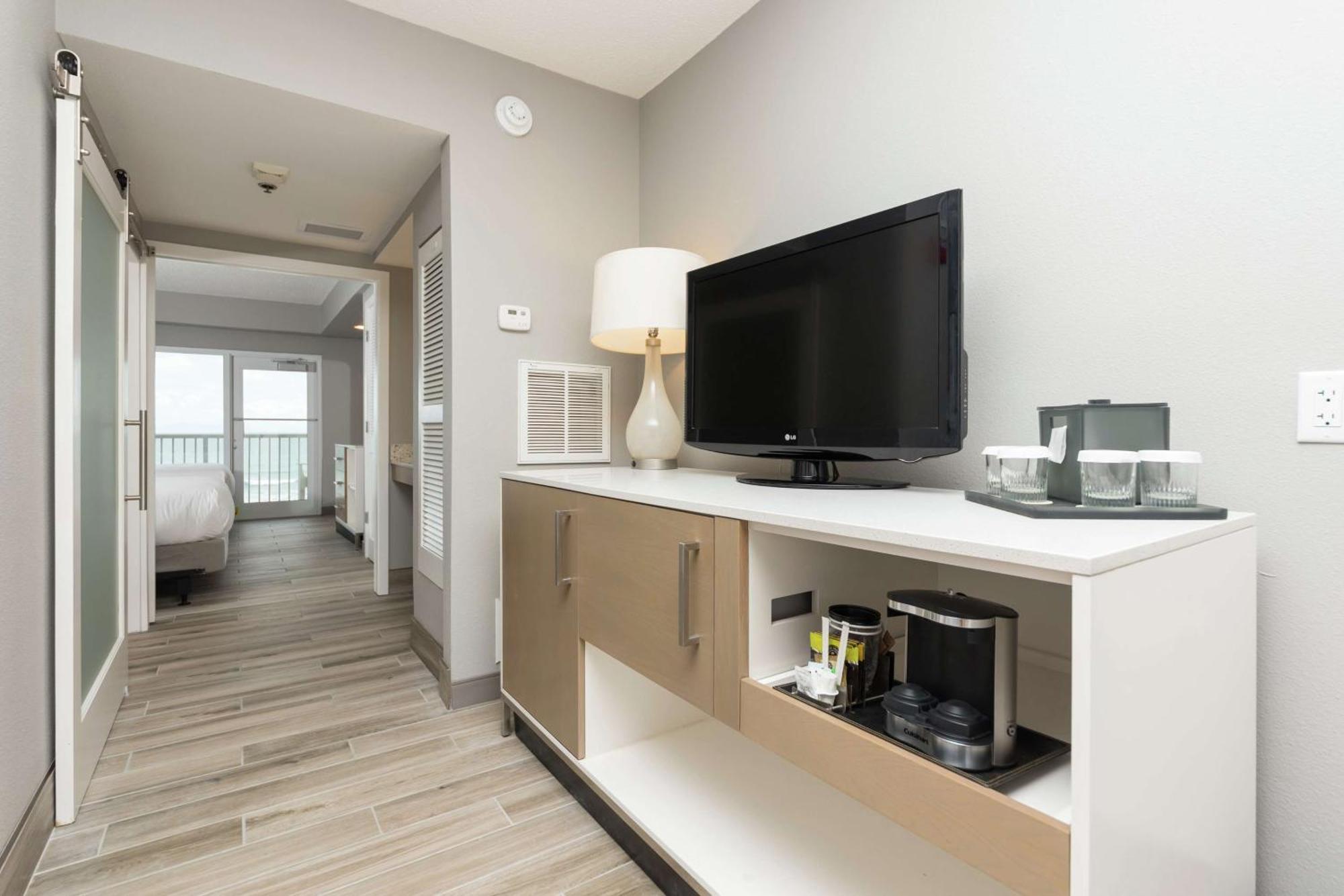 Hotel Doubletree By Hilton Oceanfront