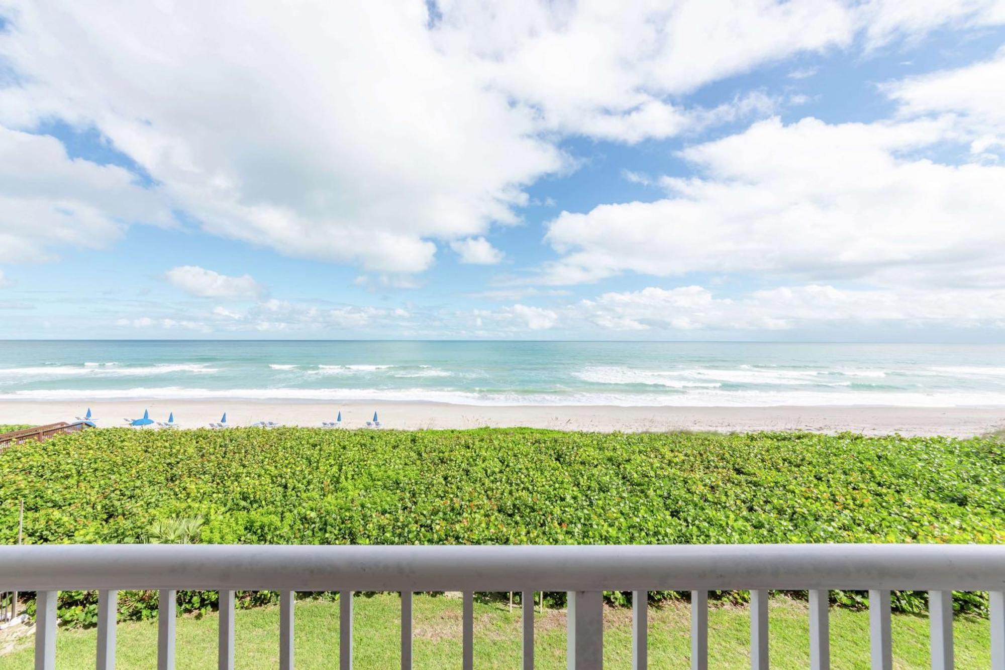 Doubletree By Hilton Oceanfront 4* Melbourne