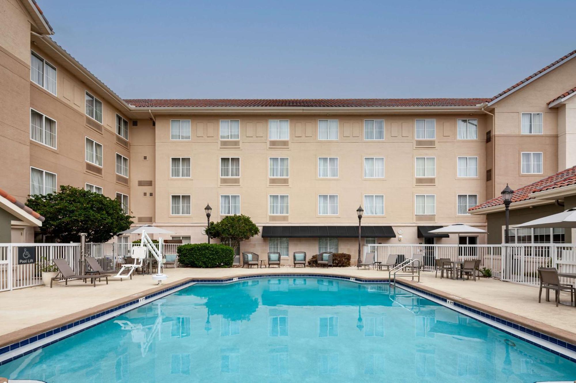 Hotel Homewood By Hilton Jacksonville-south/st. Johns Ctr.