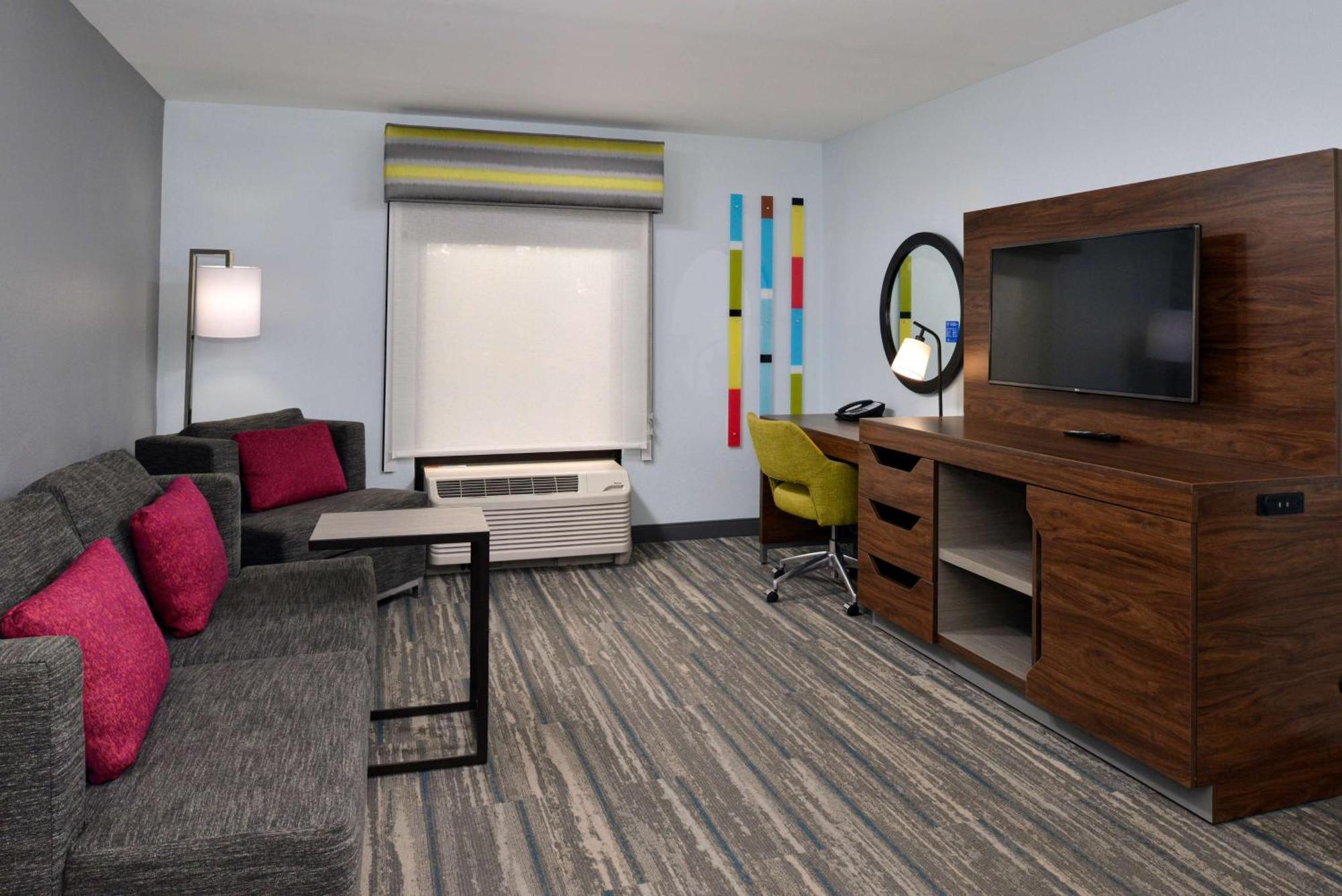 Hampton By Hilton Panama 3*