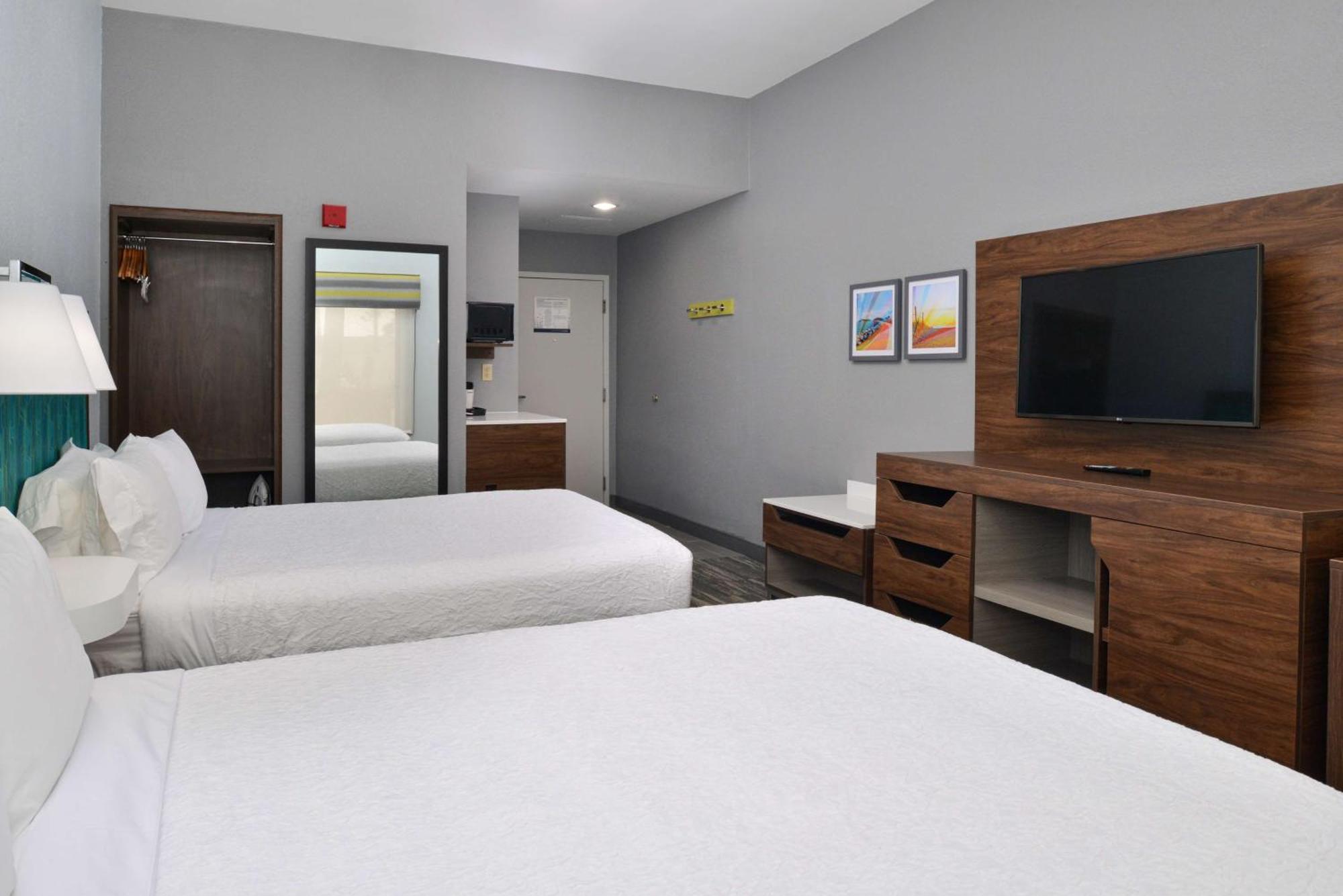 Hampton By Hilton Panama Upper Grand Lagoon