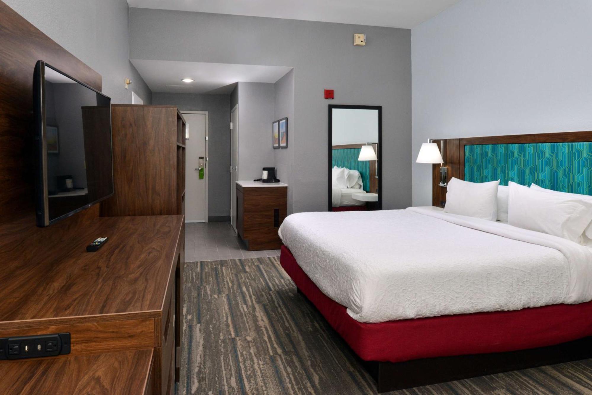 Hotel Hampton By Hilton Panama