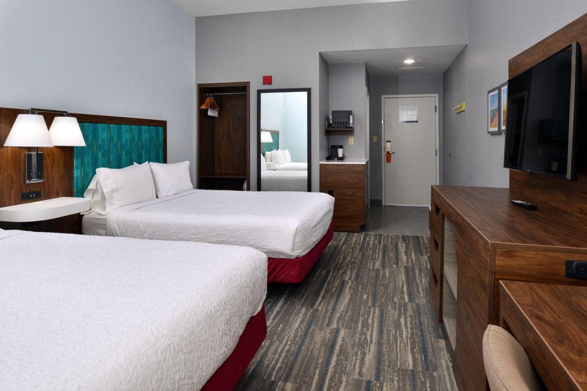 Hampton By Hilton Panama 3*