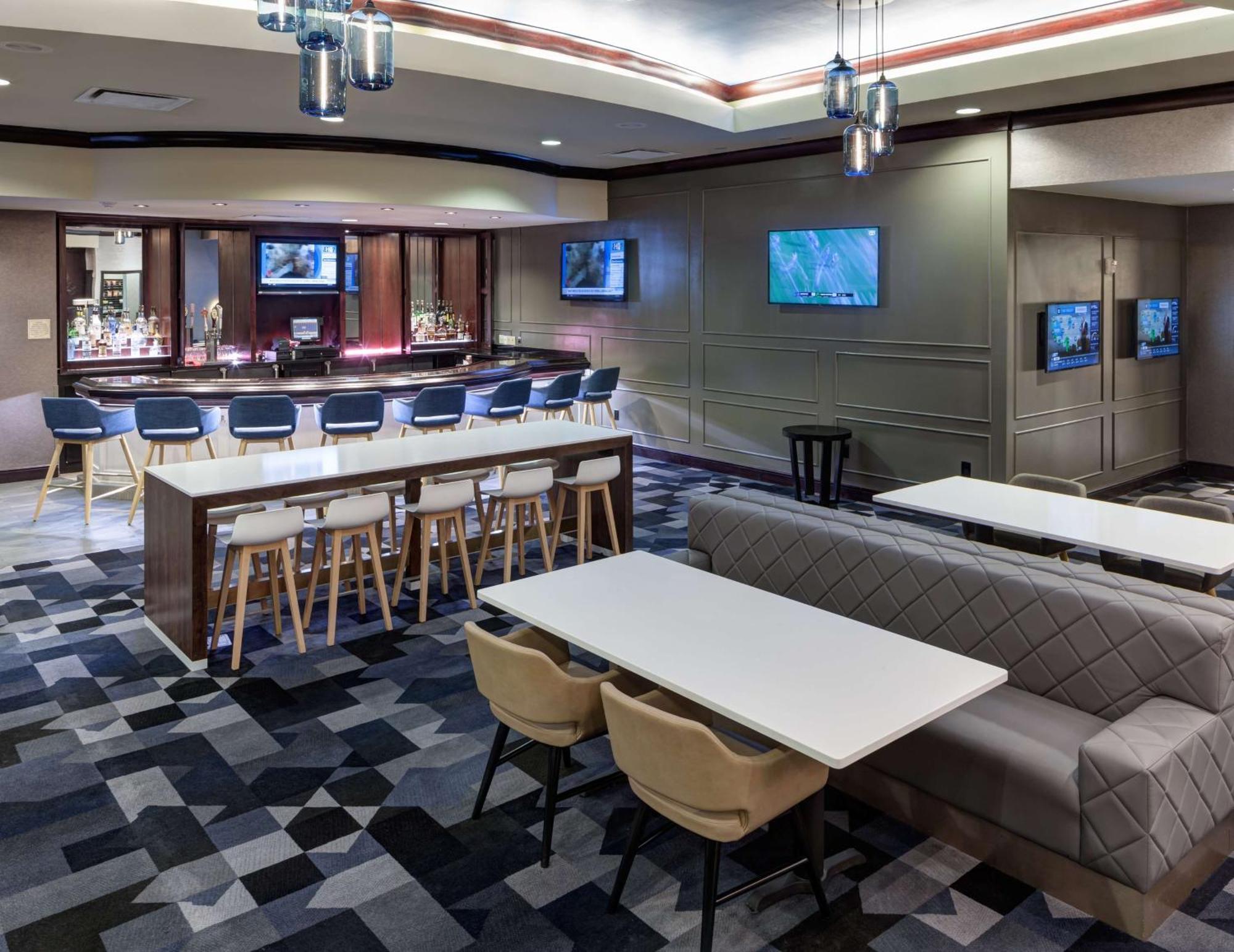 Embassy By Hilton Brandon 4*