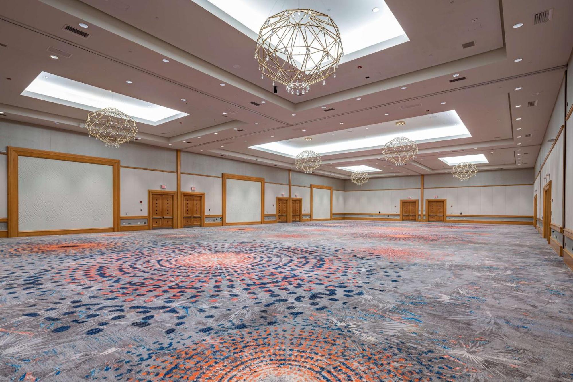 The Diplomat Hollywood, Curio Collection By Hilton Resort