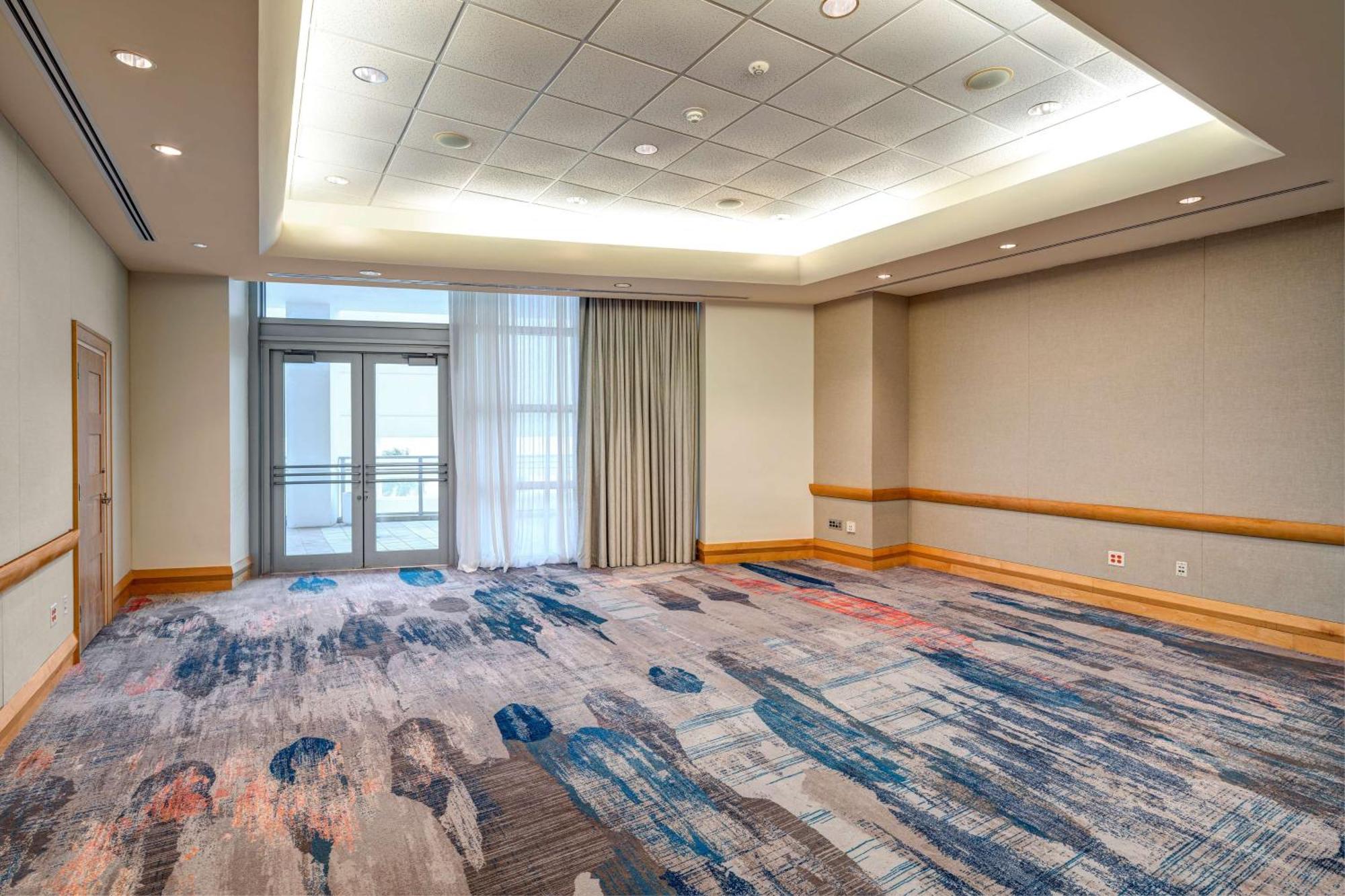 The Diplomat Hollywood, Curio Collection By Hilton 4*