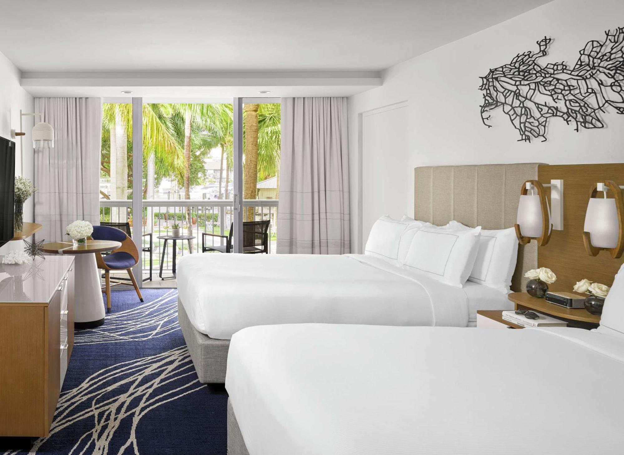 Hilton Lauderdale Marina 4*