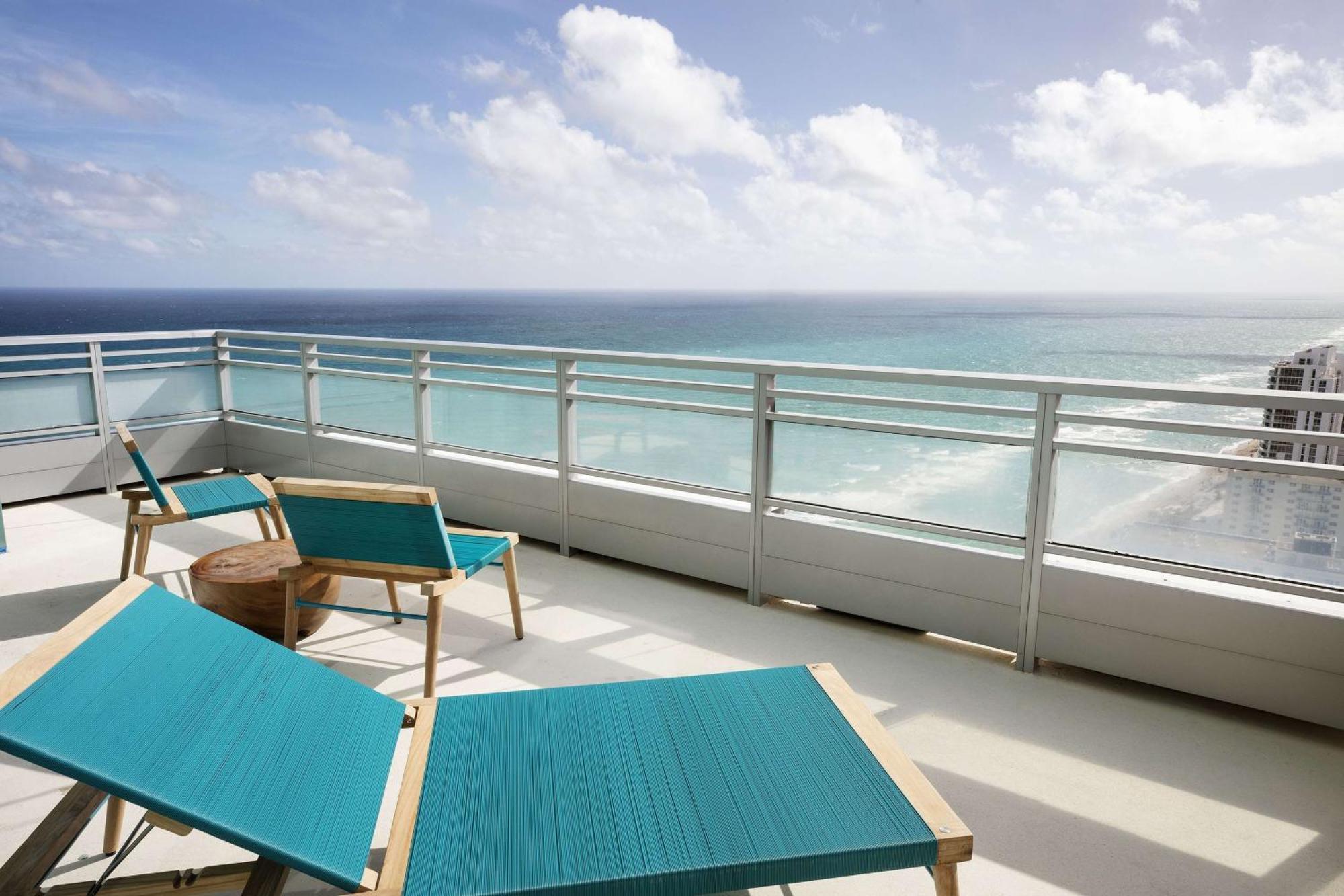 The Diplomat Hollywood, Curio Collection By Hilton Resort 4*