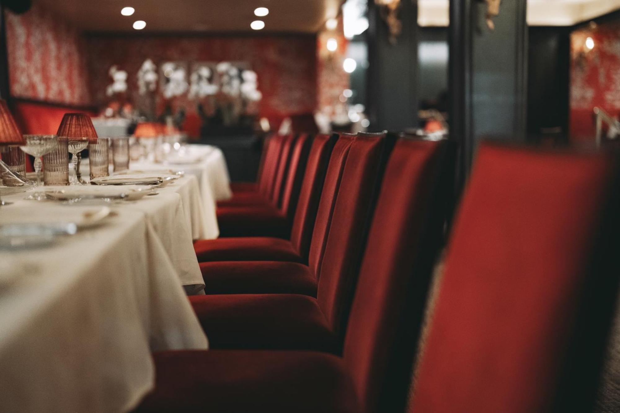 Yacht Club At The Adults-only