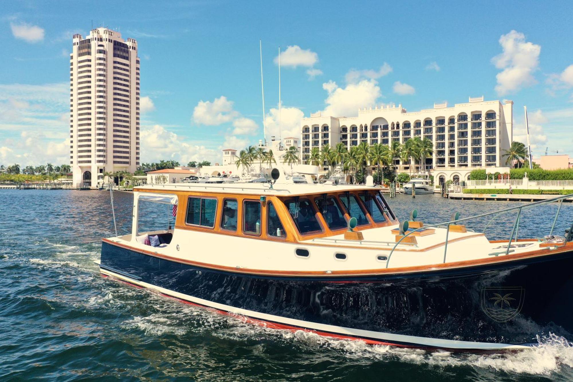 Hotel Yacht Club At The Adults-only