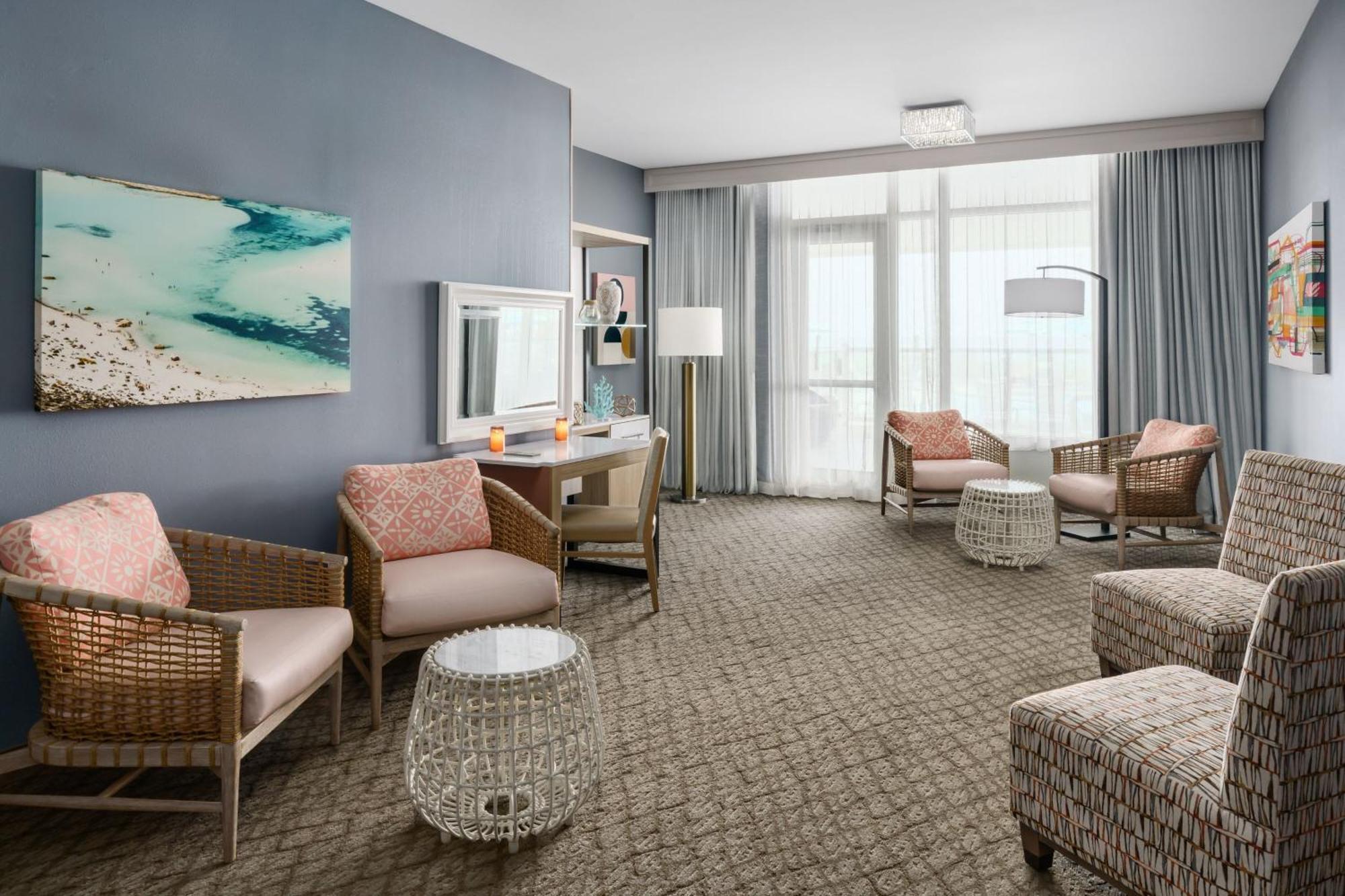 Springhill By Marriott Panama Beachfront Hotel 3*