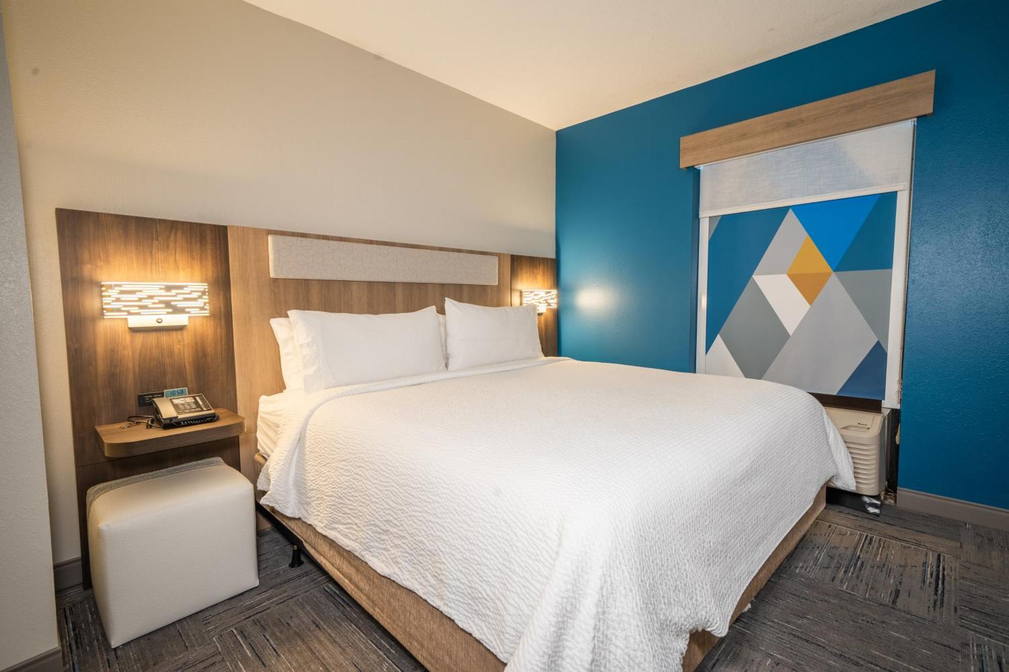 Hotel Express & Tampa-oldsmar By Ihg Oldsmar
