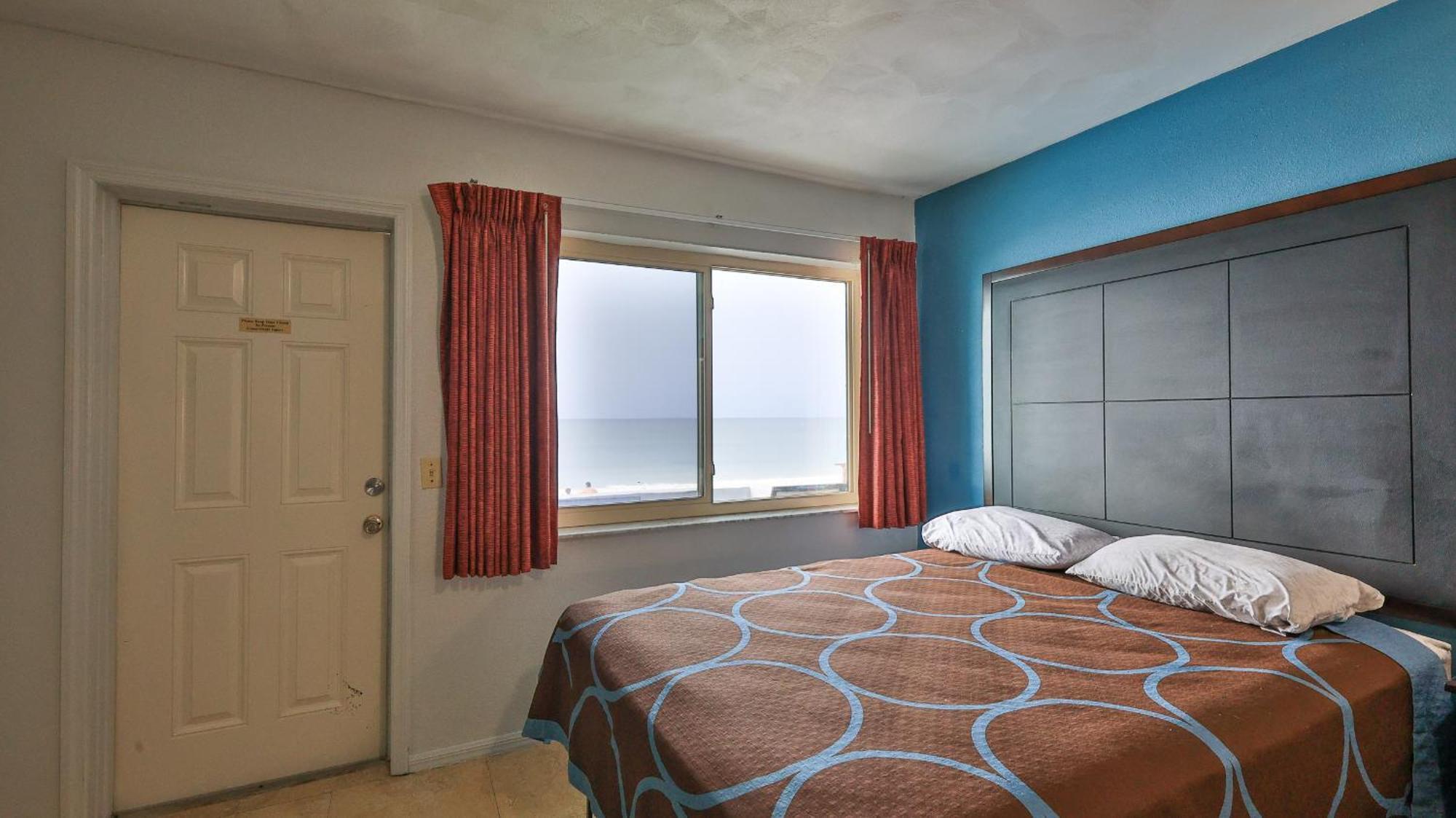 Motel Driftwood 2*