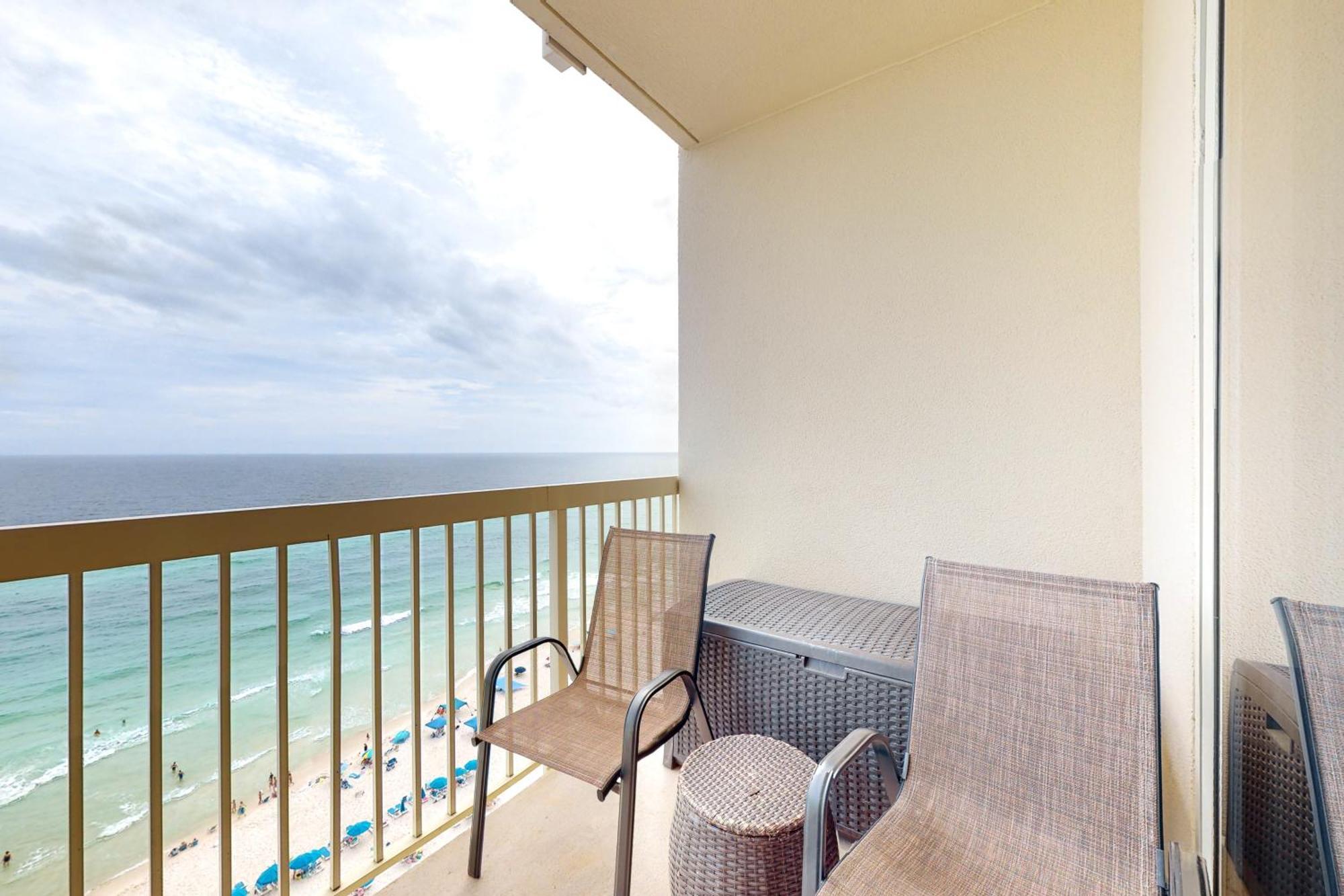 Celadon * Panama City Beach