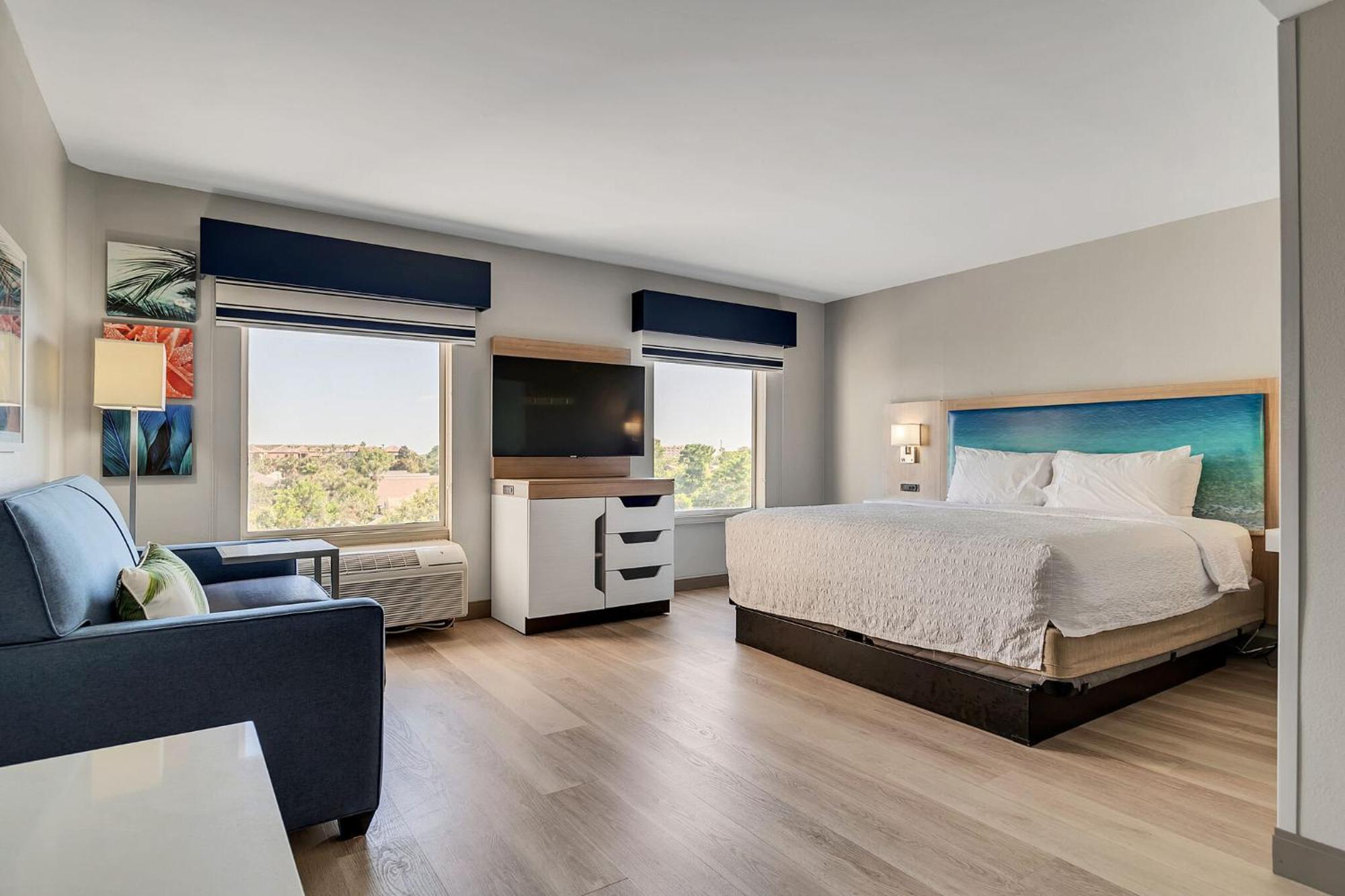 Express & Destin - Miramar By Ihg