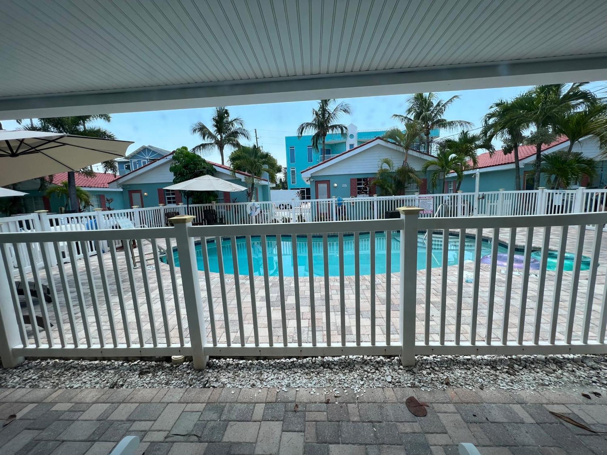 Blue Waters Resort *