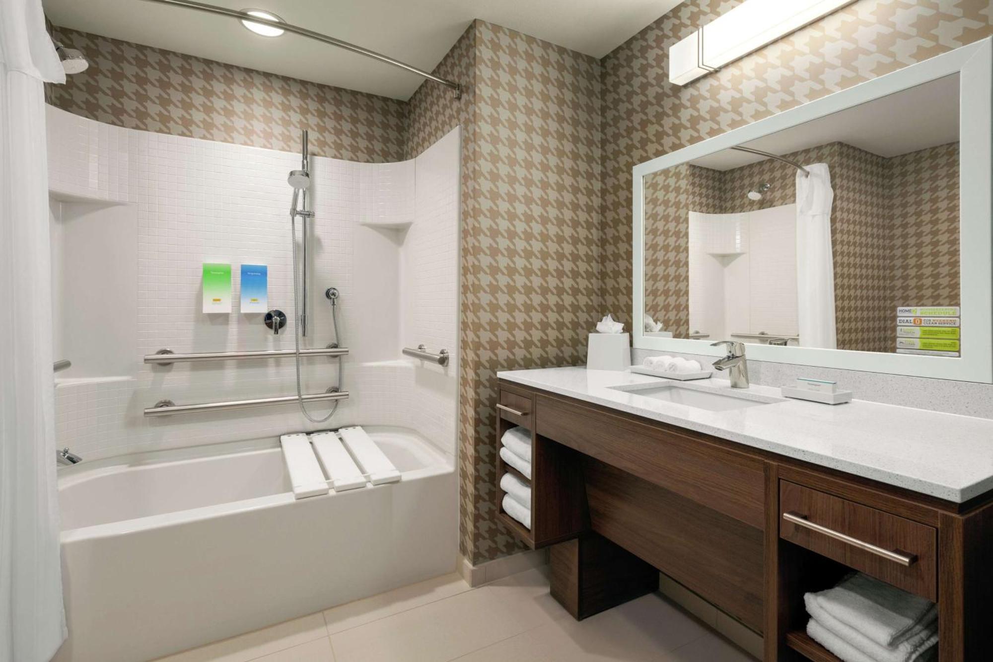 Home2 By Hilton Bradenton Airport 3* Sarasota