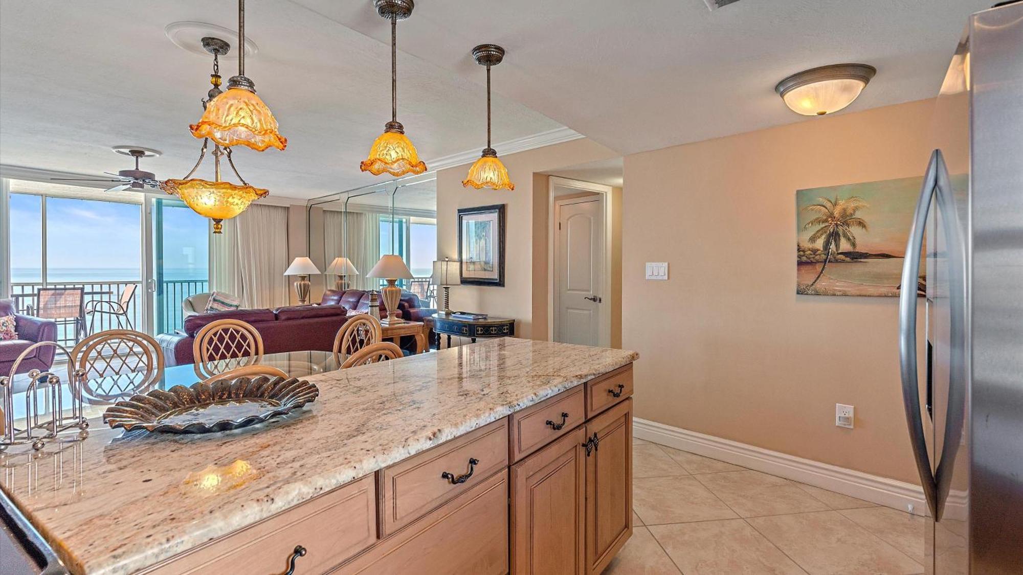 Crystal Sands On Siesta Apartment