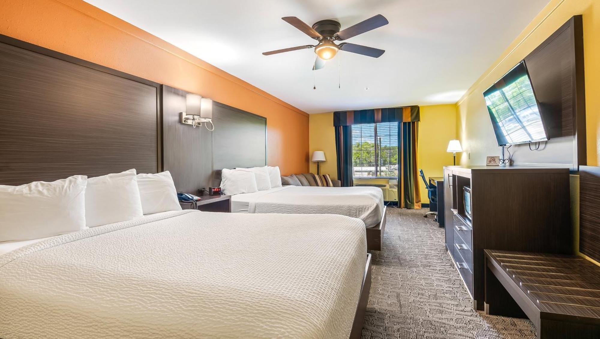 Magnuson Wildwood Hotel