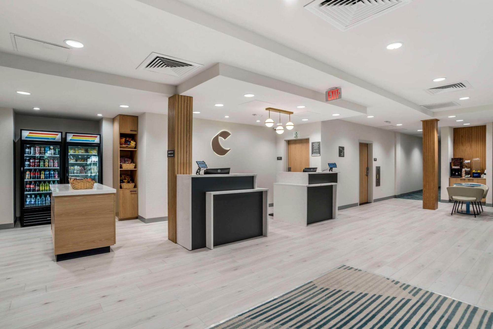 Hotel Comfort & Panama - Pier Park Area