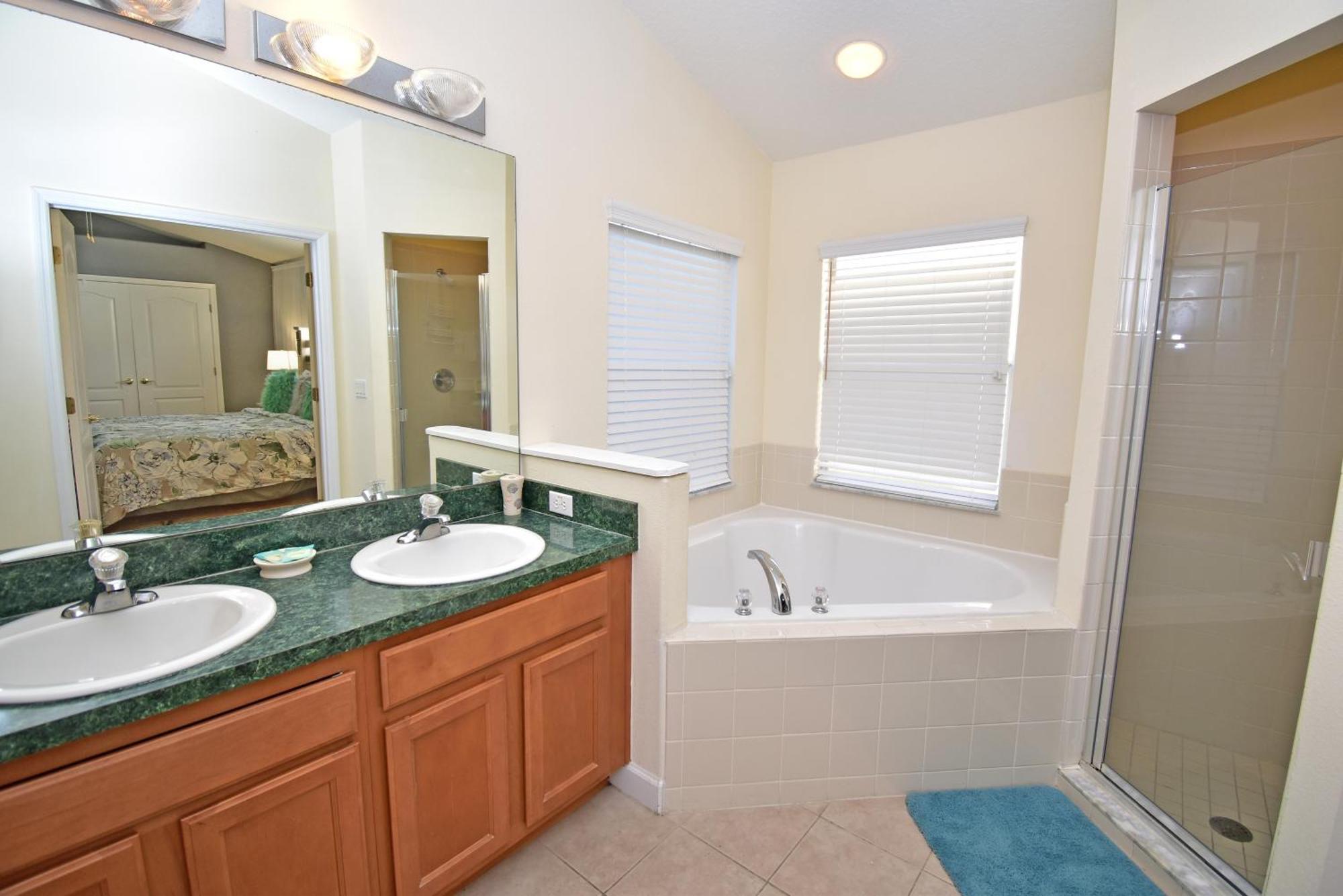 Comfortable Pool With & Games Close To Holiday home *