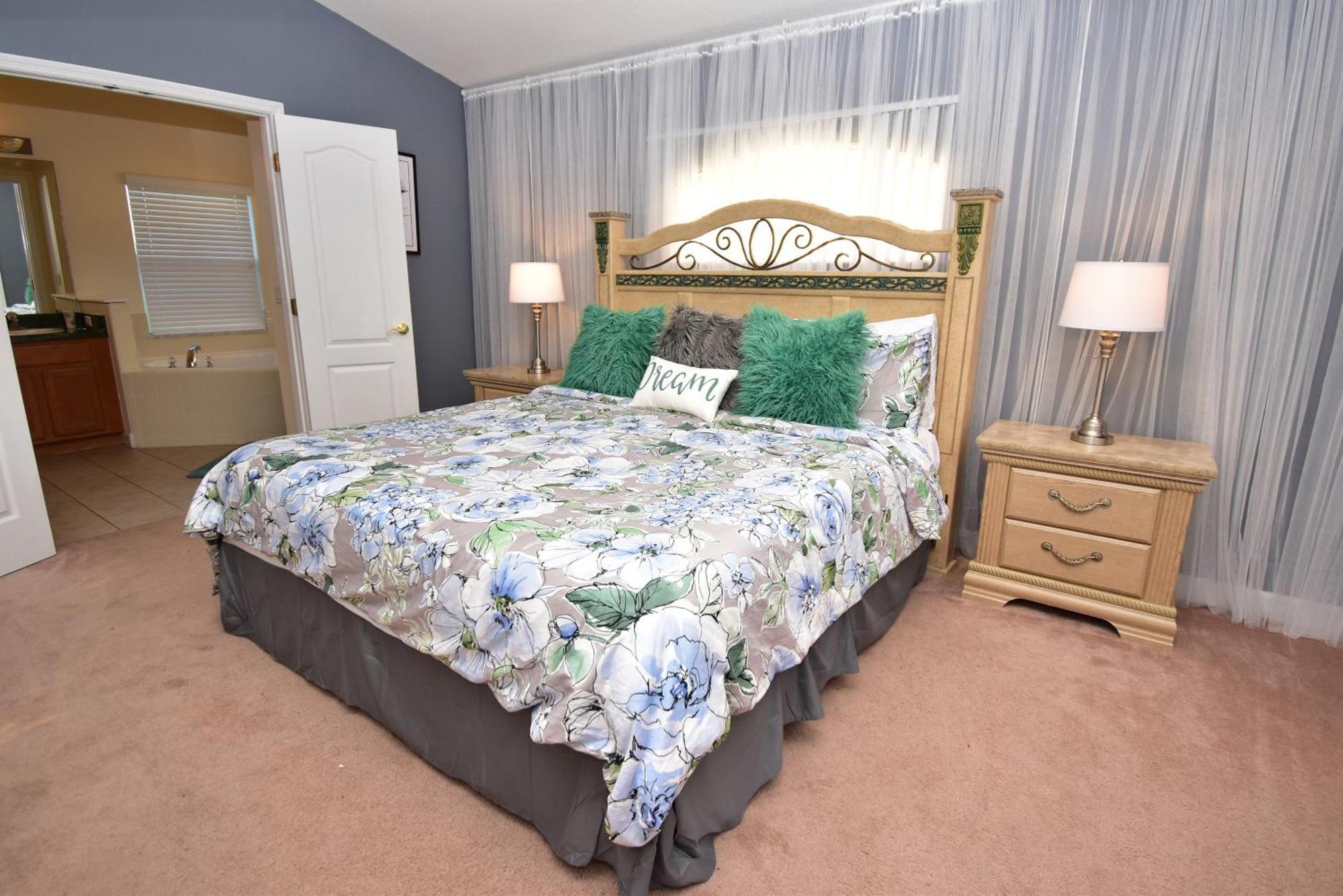 Comfortable Pool With & Games Close To Holiday home Davenport