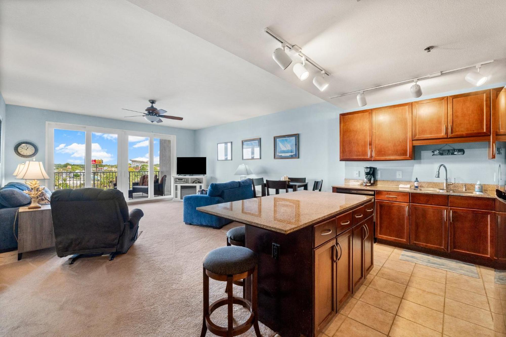Laketown Wharf #320 By Nautical Holiday home