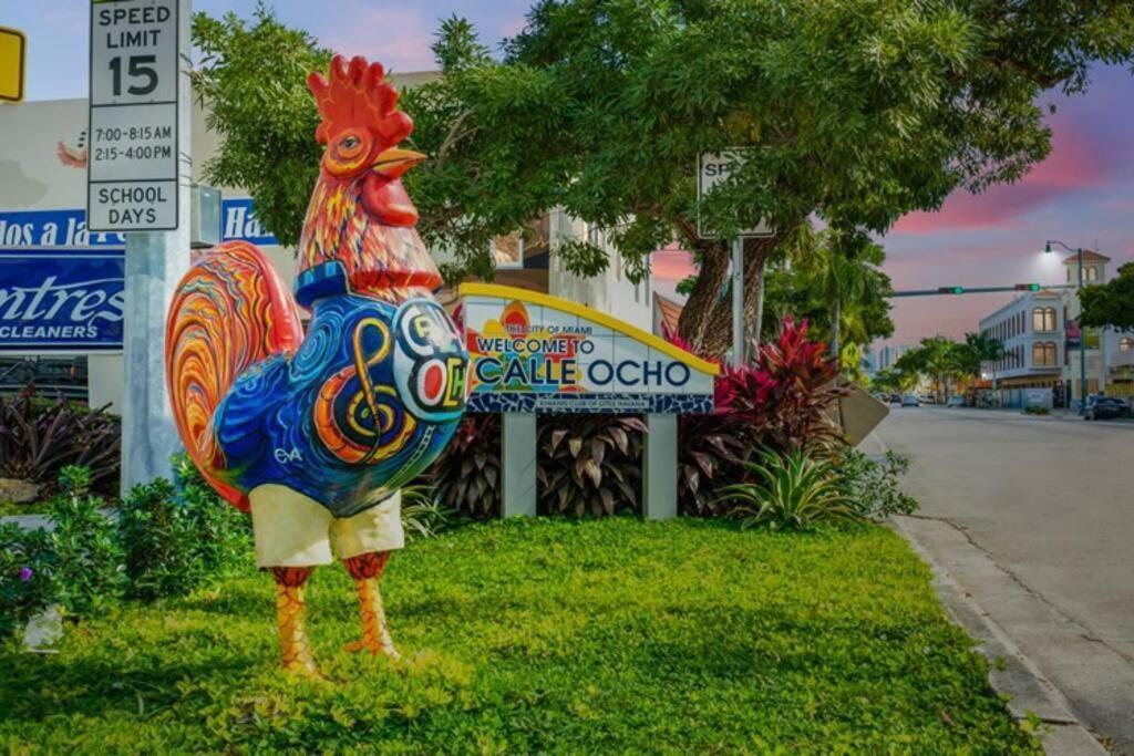 Coastal Escape: Luxury Retreat With Game & Access * Miami