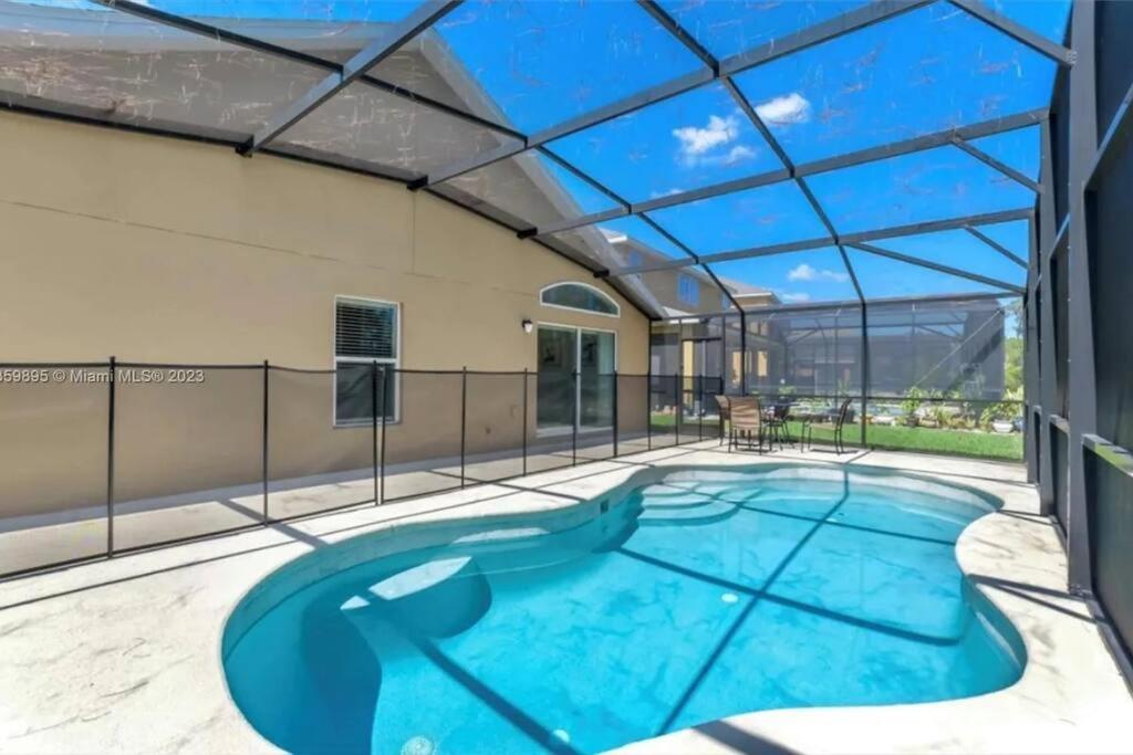 610 At Watersong & Pool