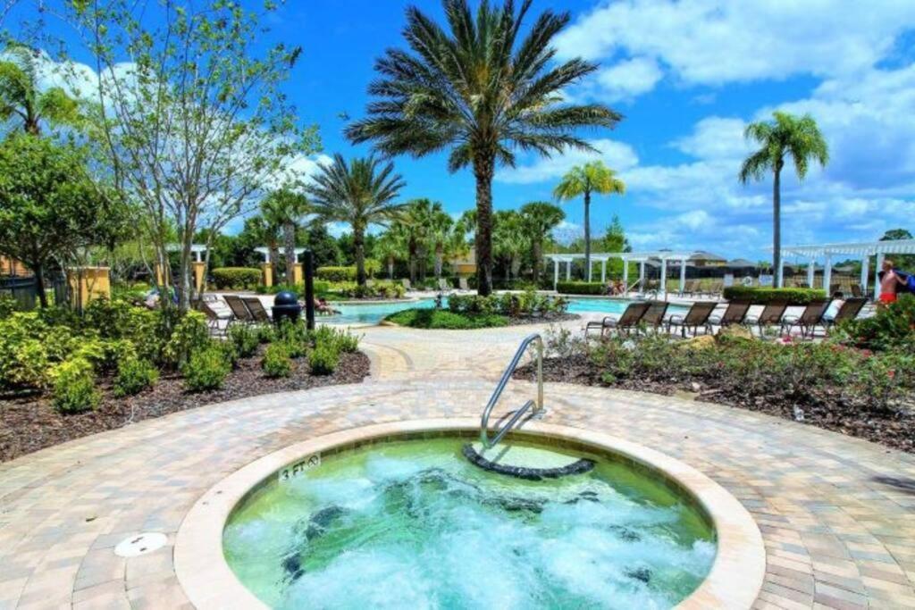 610 At Watersong & Pool Holiday home