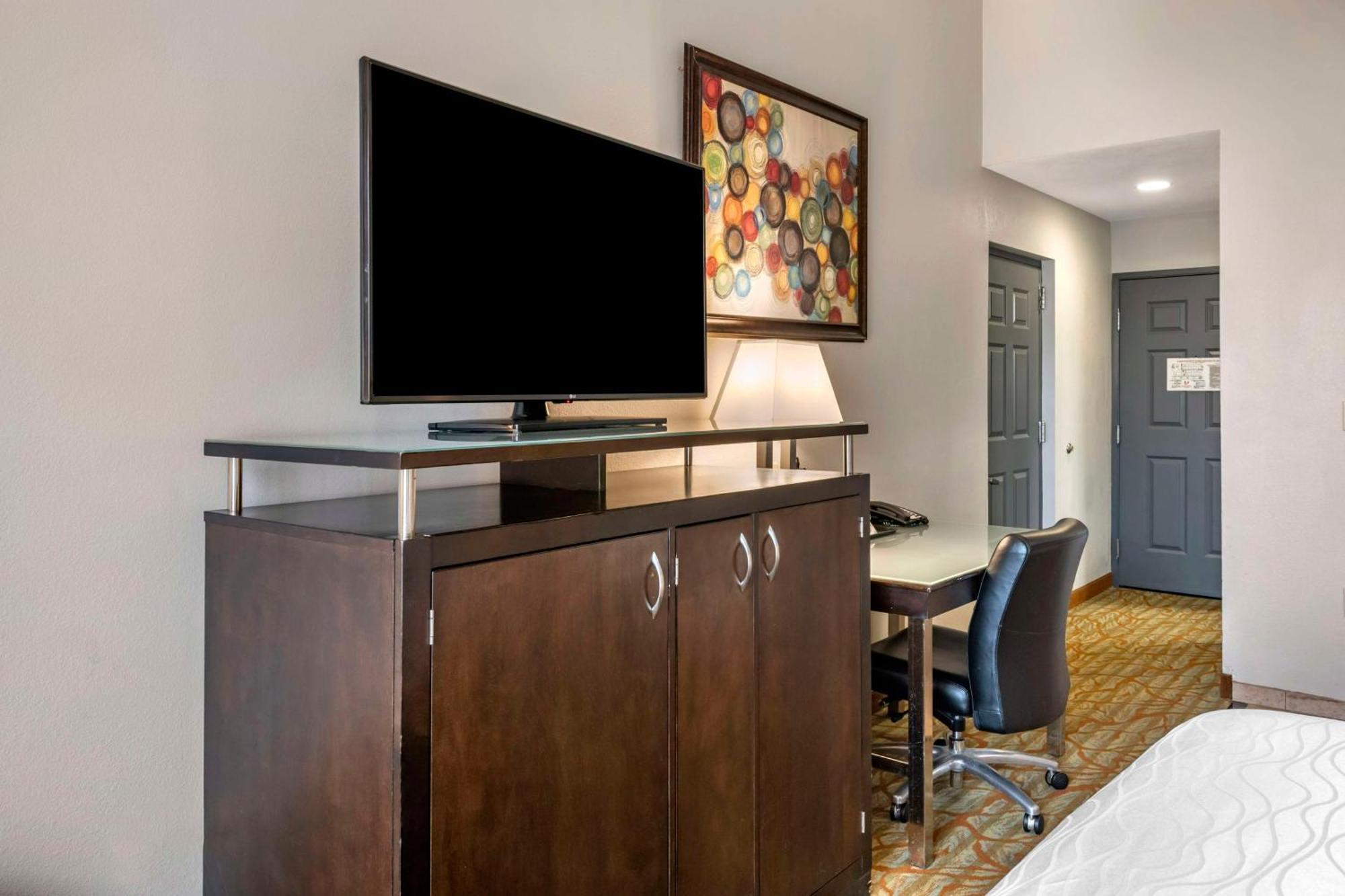 Hotel Western Gateway 3*