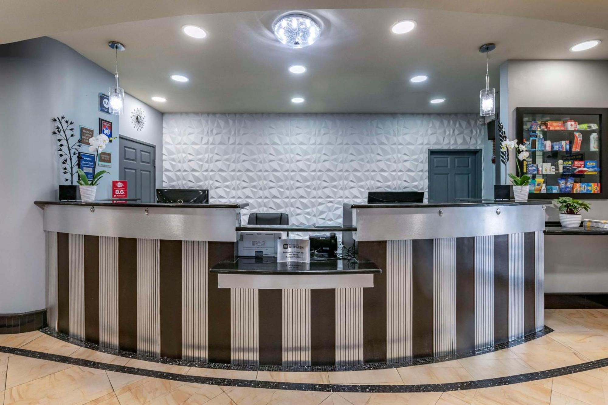Western Gateway Hotel