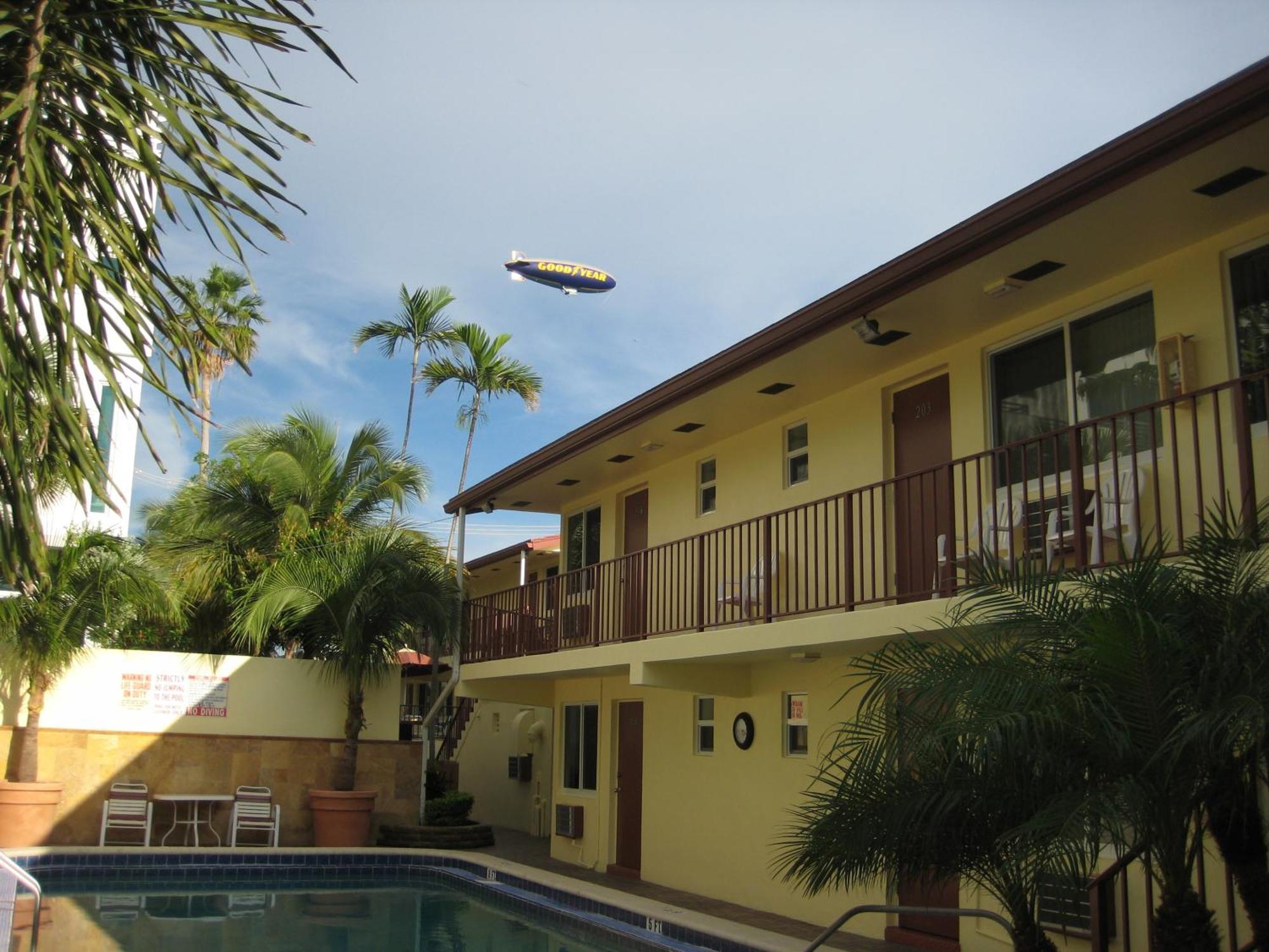 Motel Surf Side